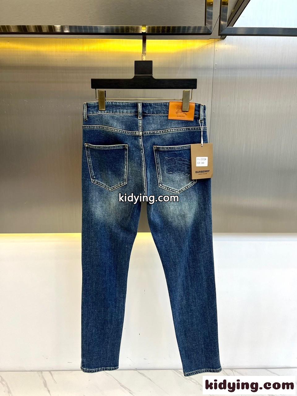 カジュアル バーバリー ジーンズ コピー メンズ ストレッチ デニムパンツ-1