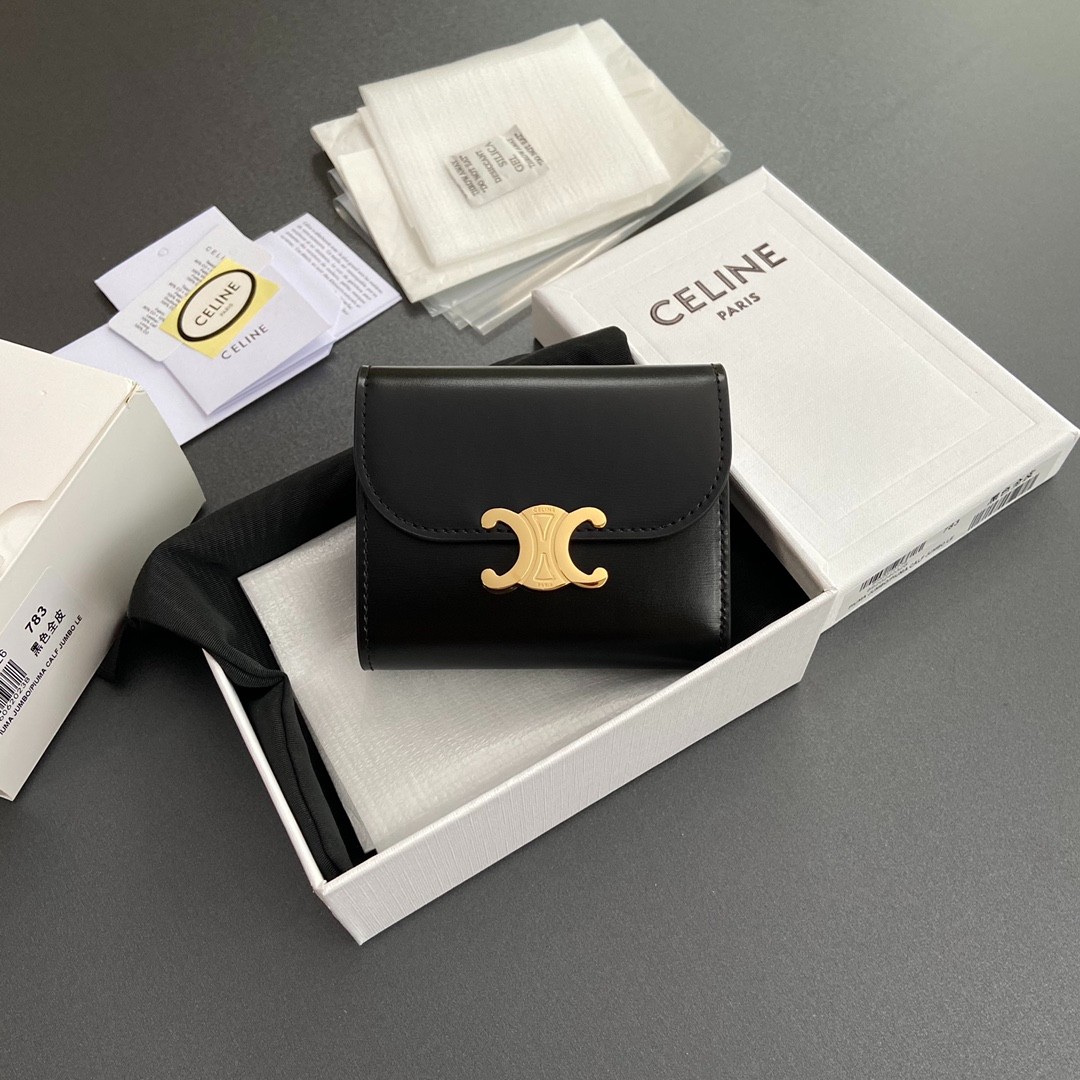 セリーヌ 財布 スーパーコピー N級品 スムースレザー 3つ折り財布 ブラック-0