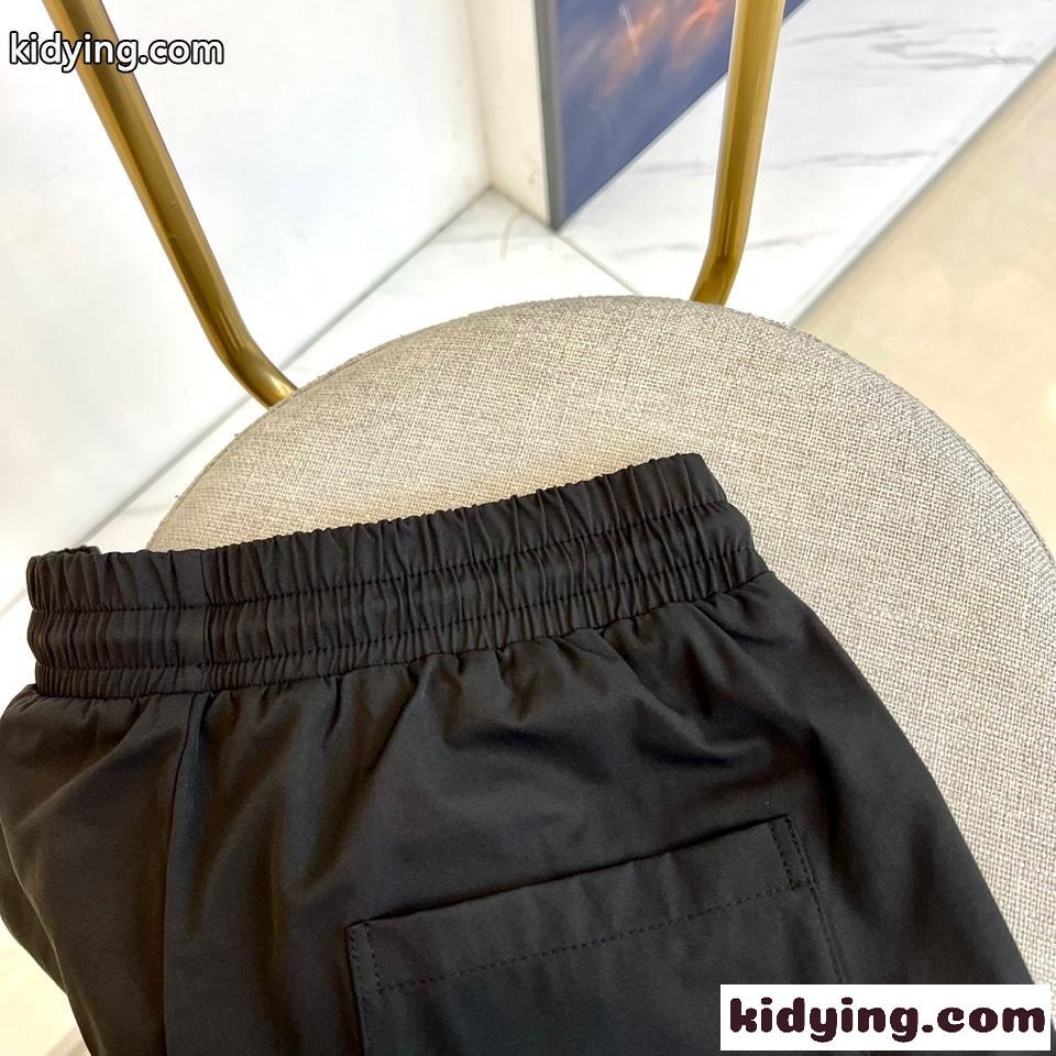 シンプル ロゴ入り ショートパンツ グッチ パンツ 偽物 メンズ ブラック-3