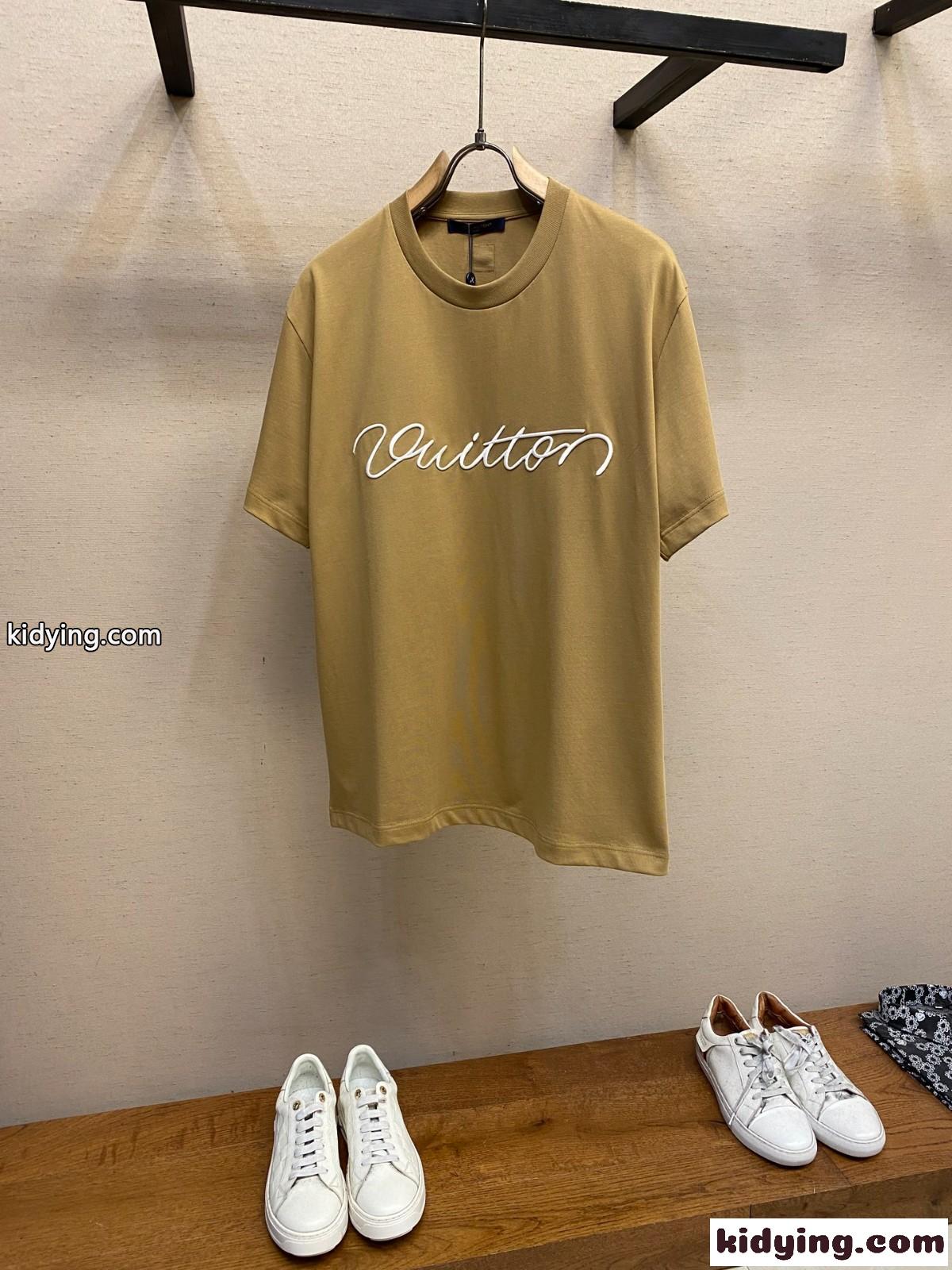 シンプル 刺繍入り コットン 半袖Tシャツ ルイ・ヴィトン Tシャツ コピー カーキ-1