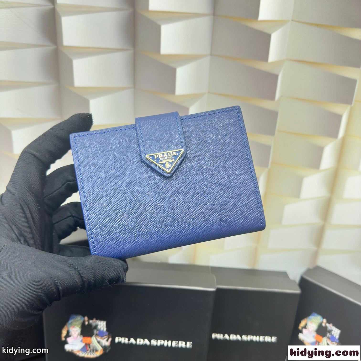 定番 人気 コンパクト 二つ折り財布 プラダ 財布 コピー ブルー-1