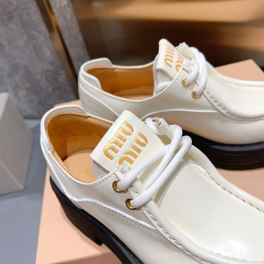 23-24AW プラットフォーム レースアップ シューズ ミュウミュウ シューズ コピー ホワイト-3