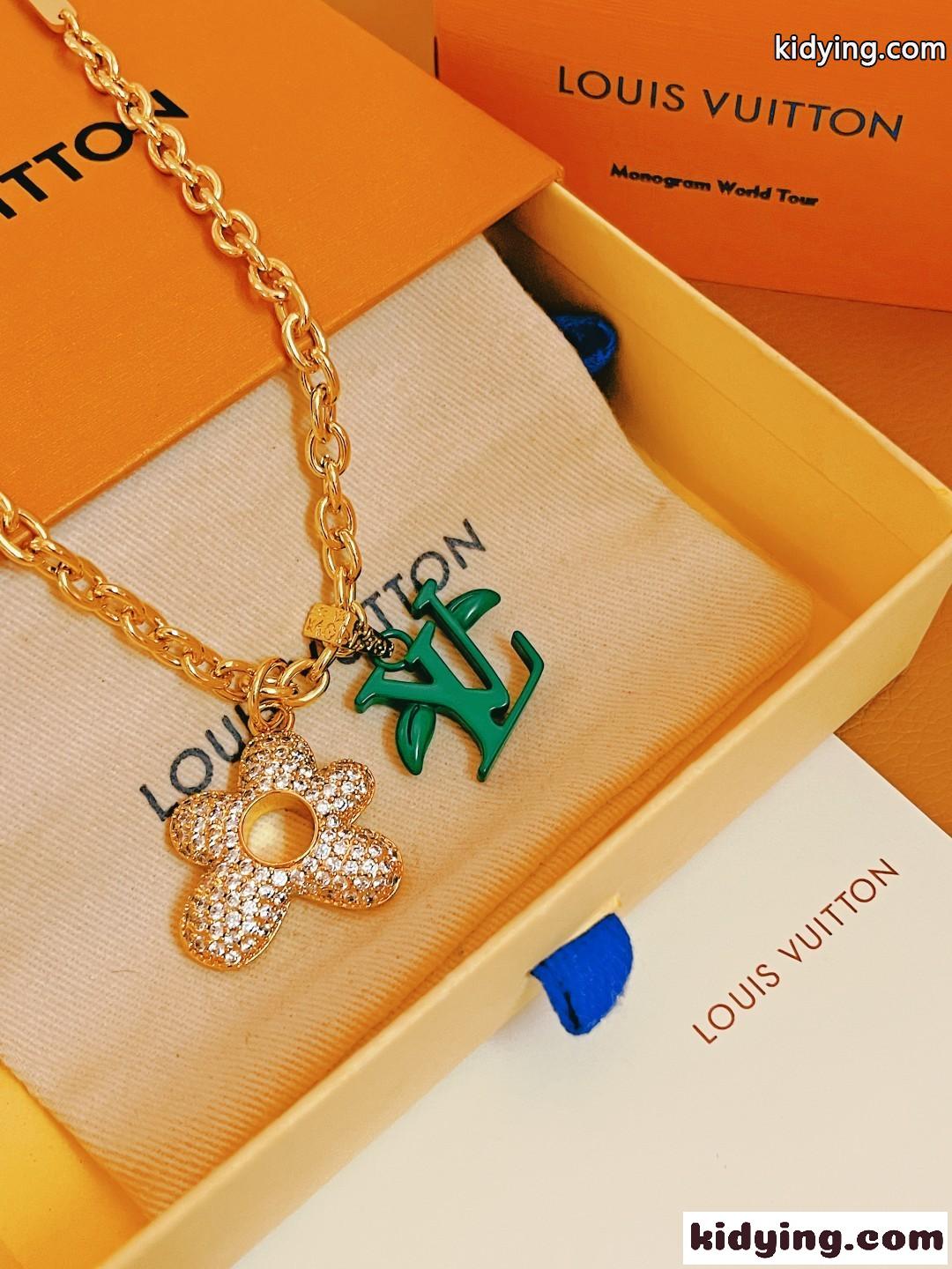 M01867 ペンダント・LV ブルーミング ルイヴィトン ネックレス コピー ユニセックス-1