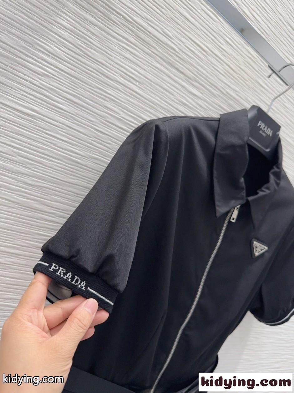 洗練された ハーフジップ シャツワンピース プラダ ワンピース 偽物 ブラック-1