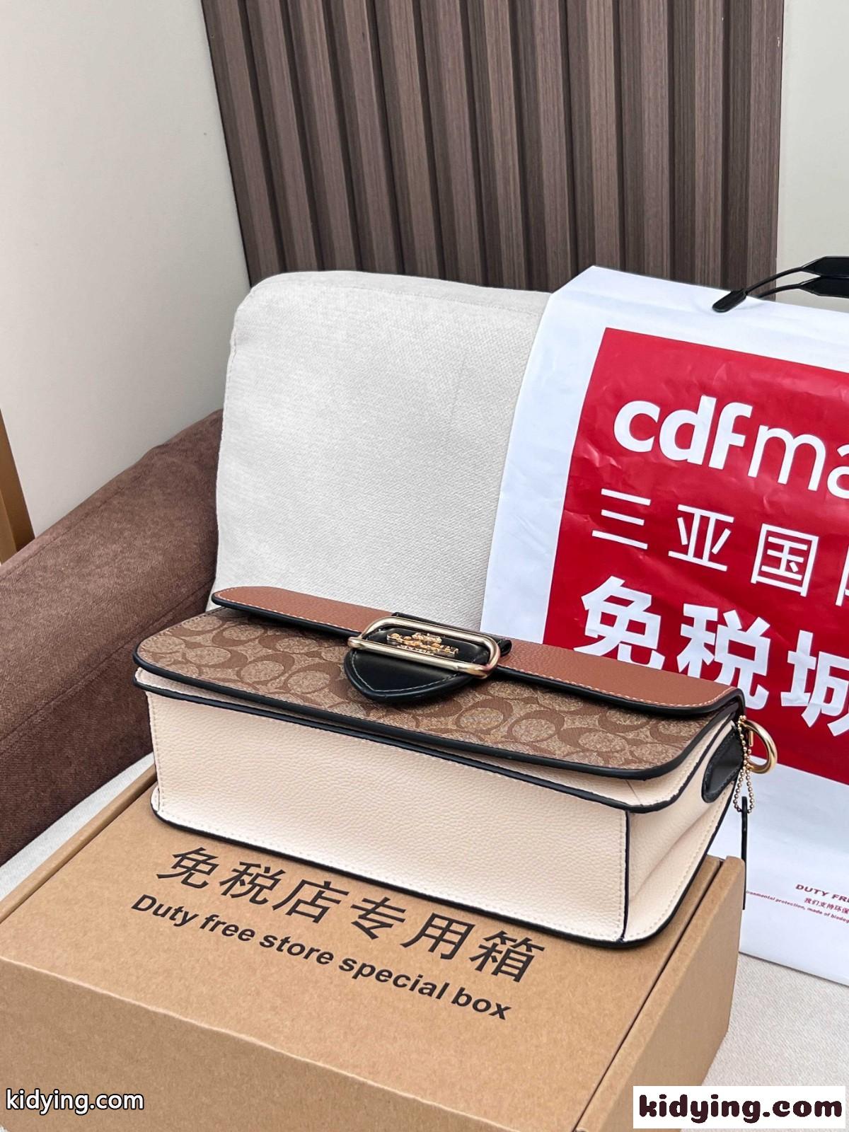 人気 上品 定番 ショルダーバッグ コーチ バッグ スーパーコピー ブラウン-1