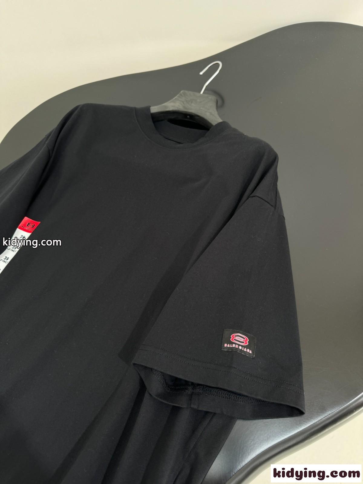 カジュアル オーバーサイズTシャツ バレンシアガ Tシャツ コピー ユニセックス-1
