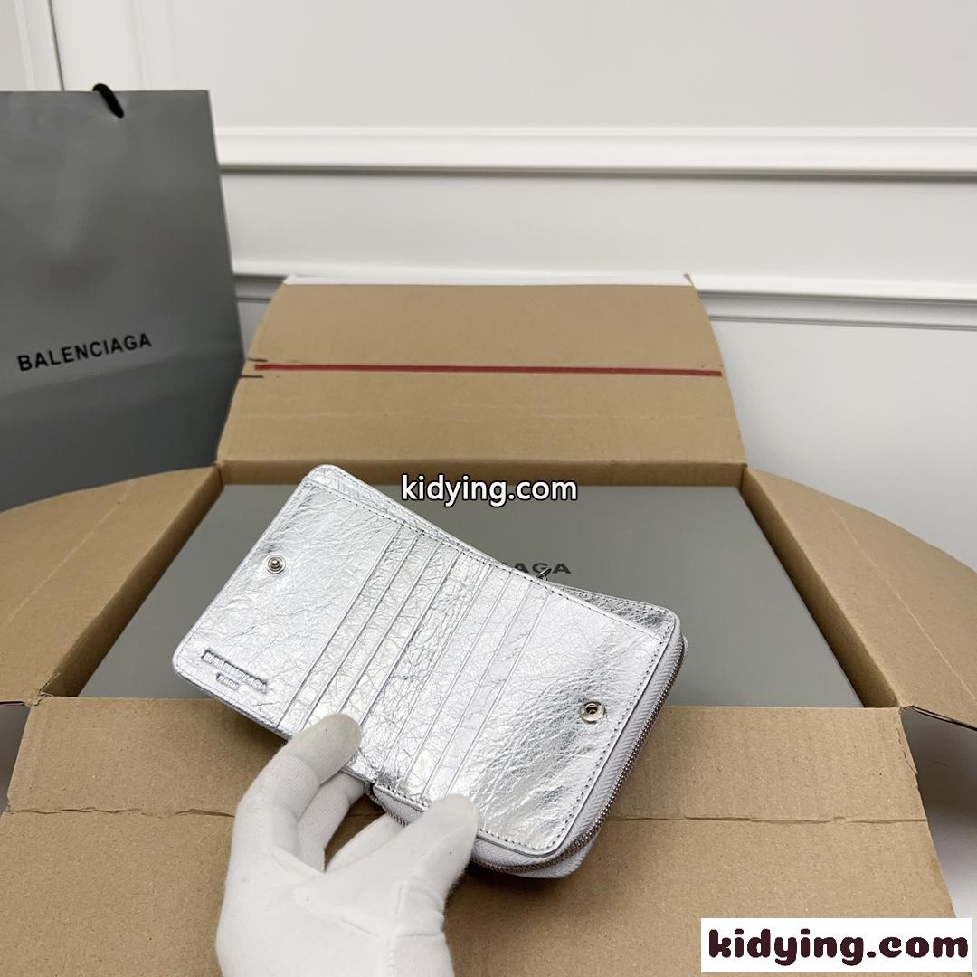 上品 高級感 コンパクトウォレット バレンシアガ 財布 コピー 二つ折り財布 シルバー-4