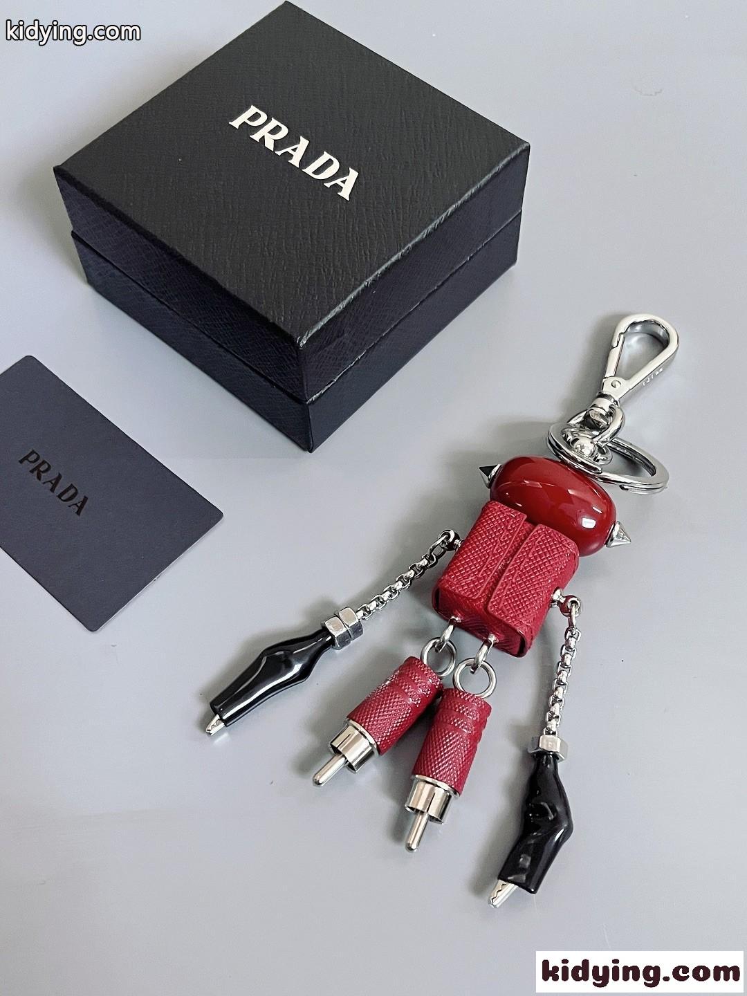 遊び心のある 大人気 バッグチャーム プラダ キーホルダー コピー キーリング レッド-3