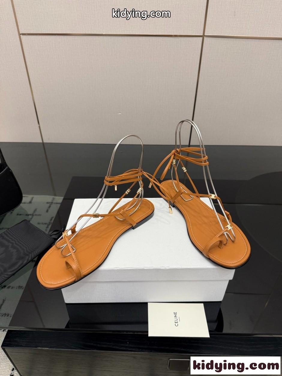 シンプル トリオンフ トングサンダル セリーヌ サンダル コピー ブラウン-1