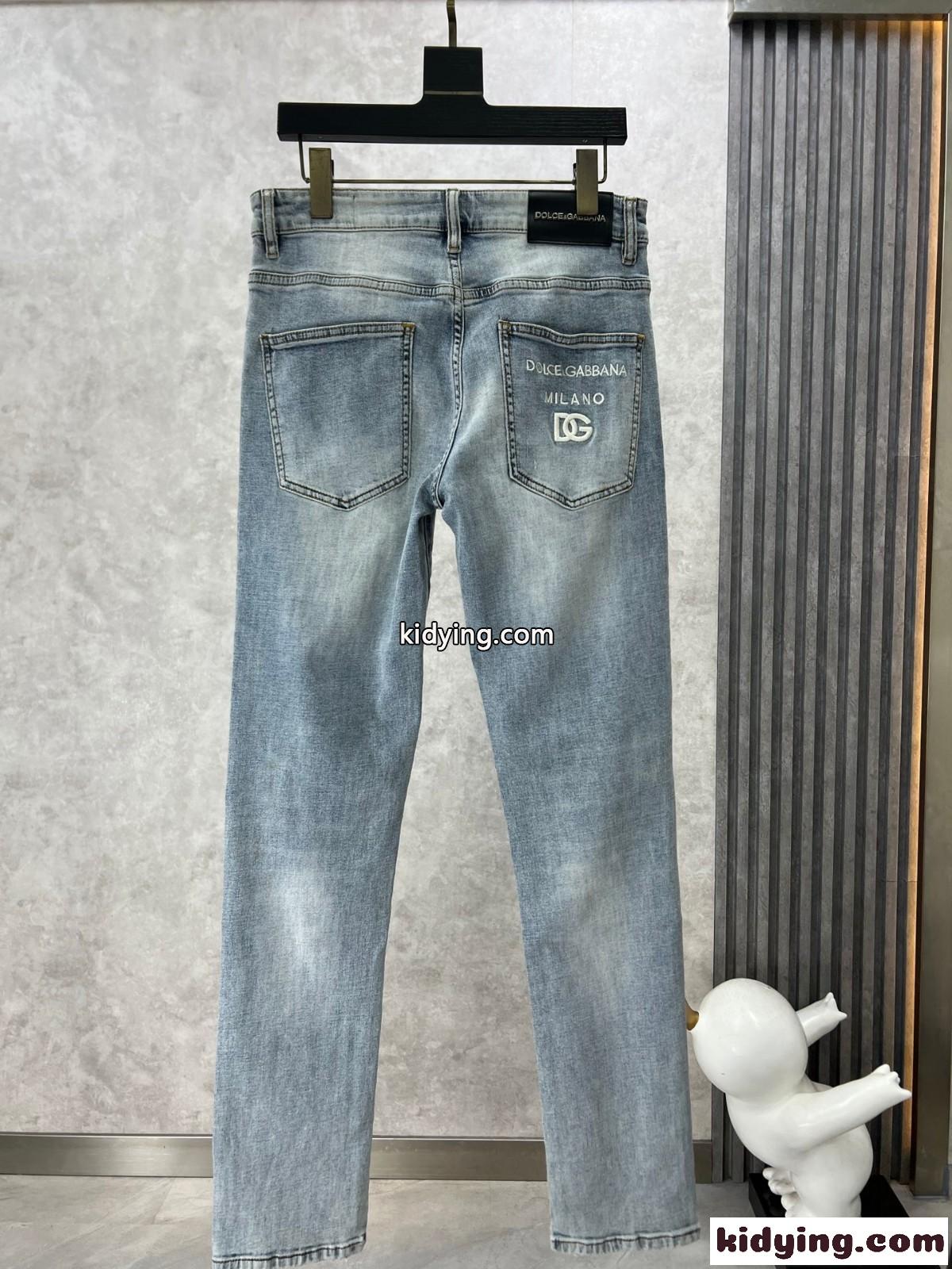 おしゃれ 合わせやすい ダメージ加工 ドルチェ&ガッバーナ ジーンズ コピー メンズ デニムパンツ-1