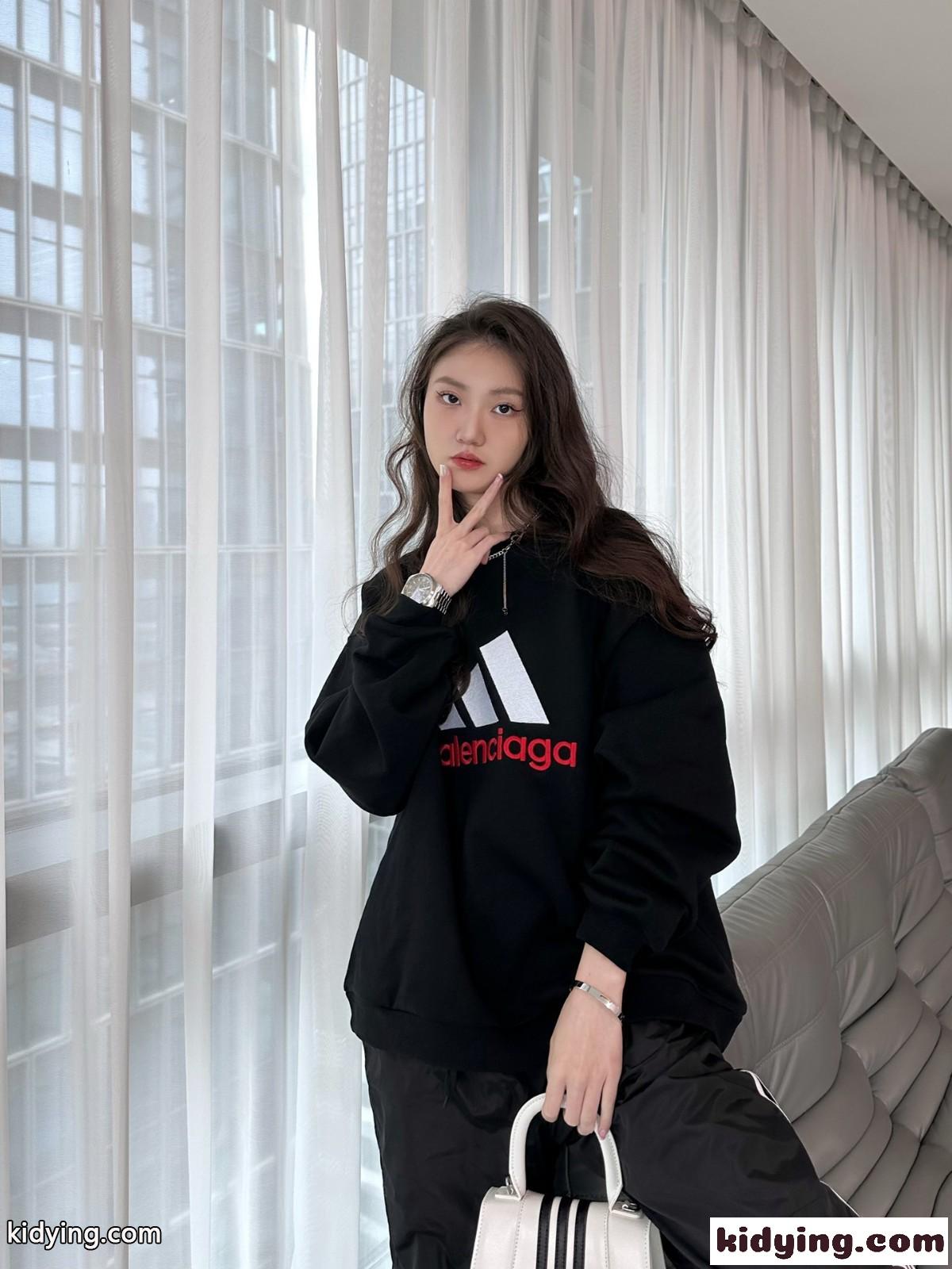 BALENCIAGA x ADIDAS オーバーサイズ スウェットシャツ バレンシアガ パーカー コピー ブラック-4