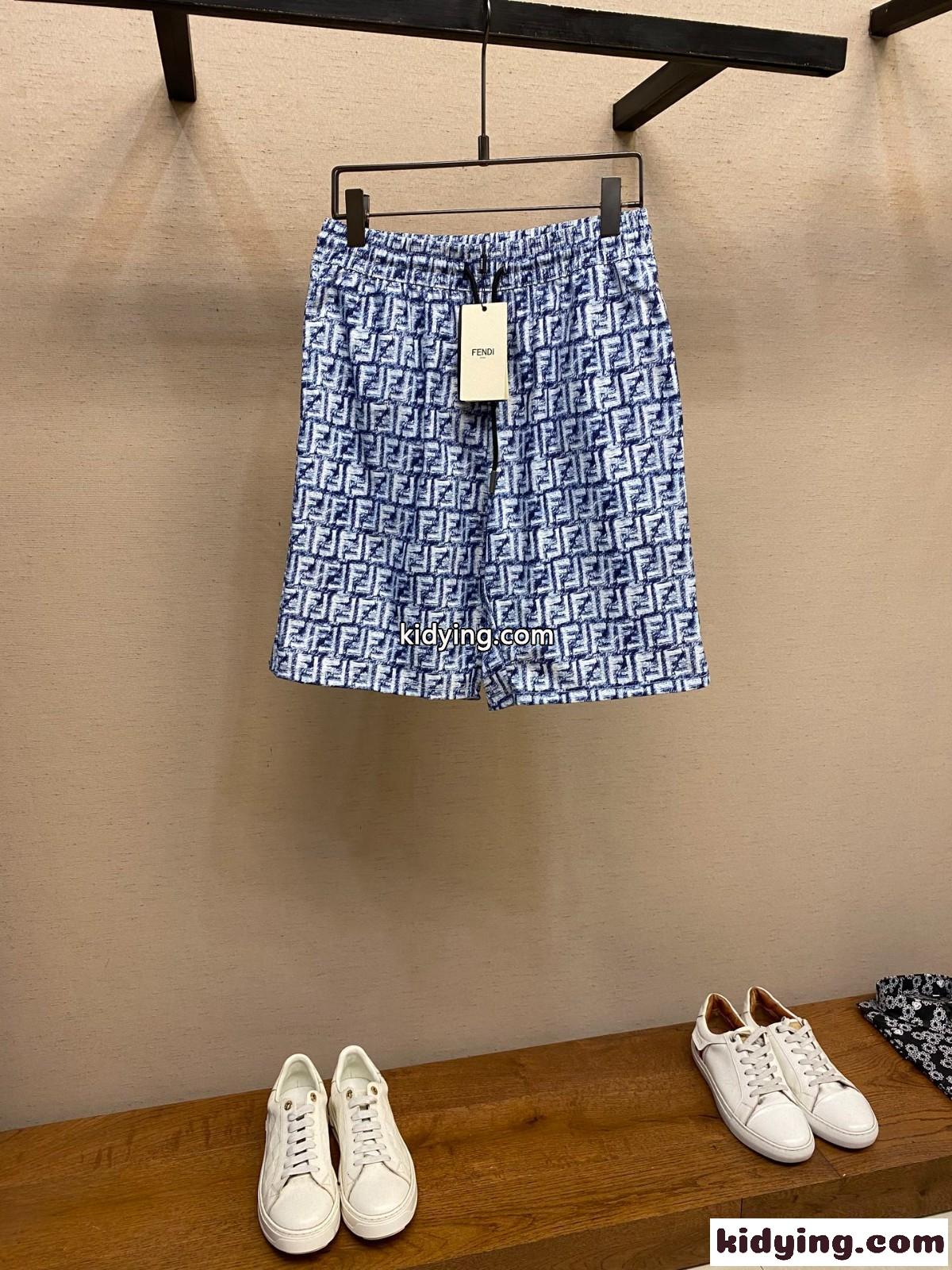上品 カジュアル FFロゴ ショートパンツ フェンディ パンツ 偽物 合わせやすい-0