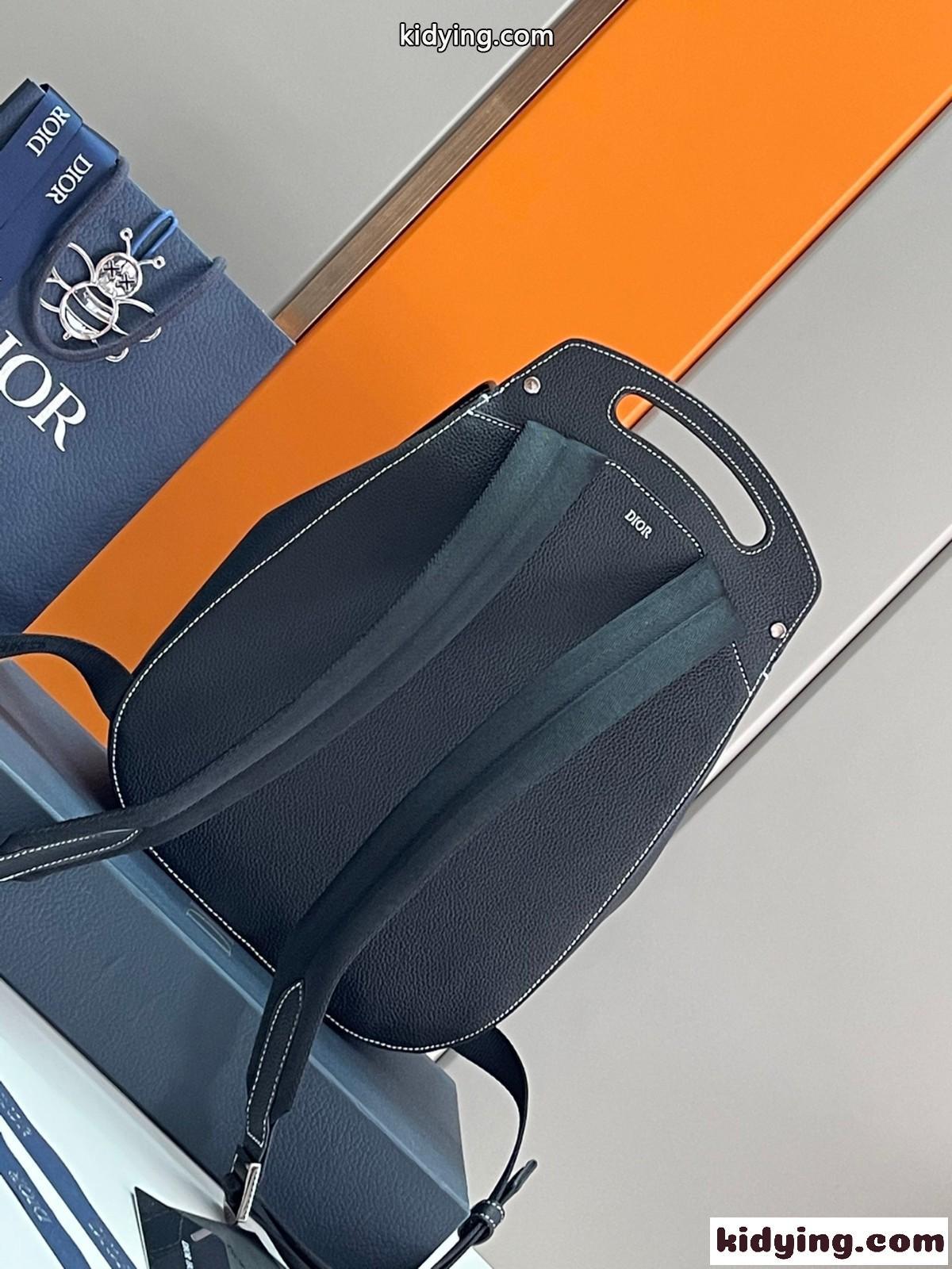 ☆機能性抜群☆ DIOR GALLOP バックパック 上品 リュッククリスチャン・ディオール バッグ コピー-1