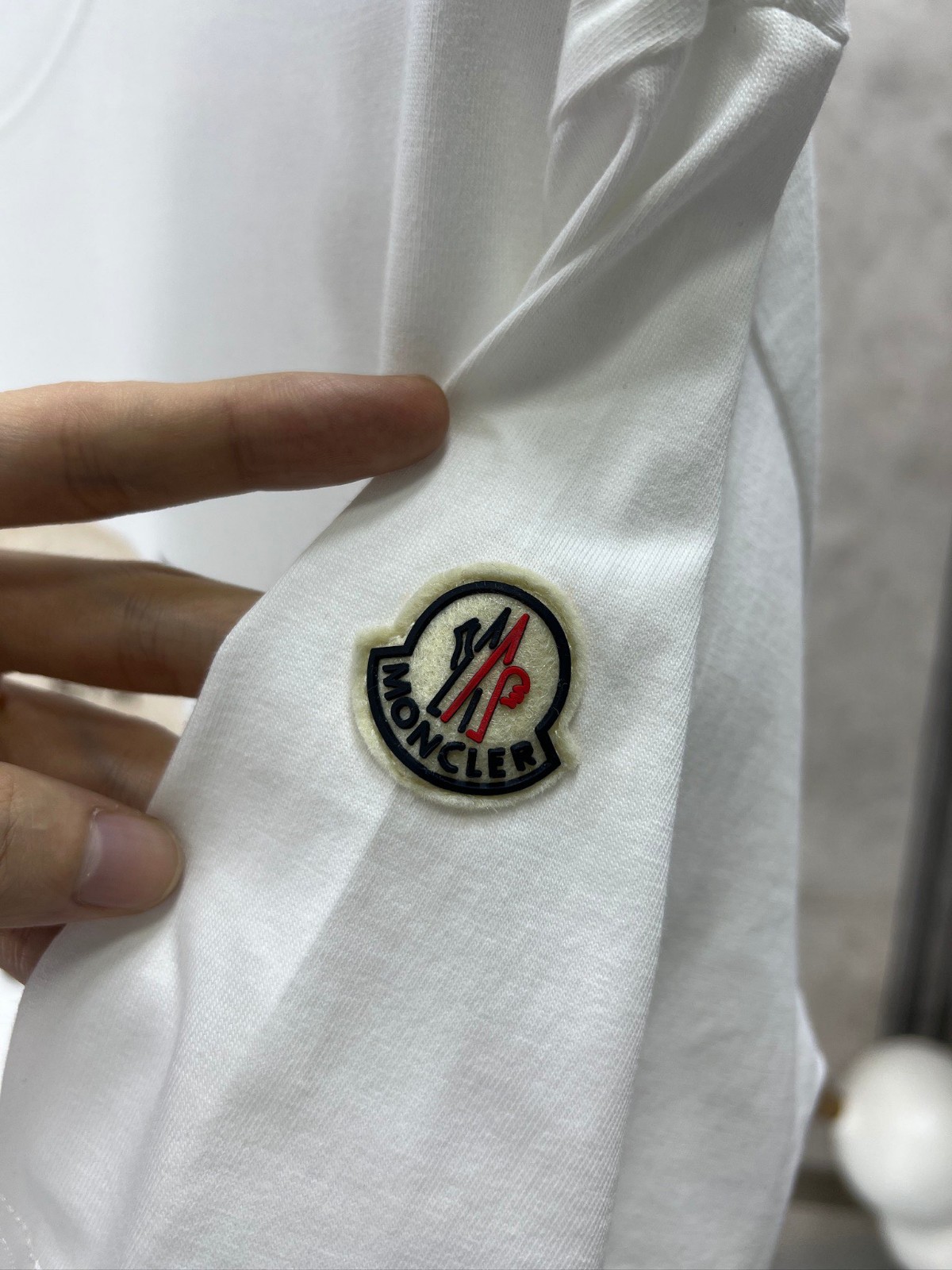 モンクレール Tシャツ コピー ロゴプリント 着心地抜群 クルーネック 半袖Tシャツ-4