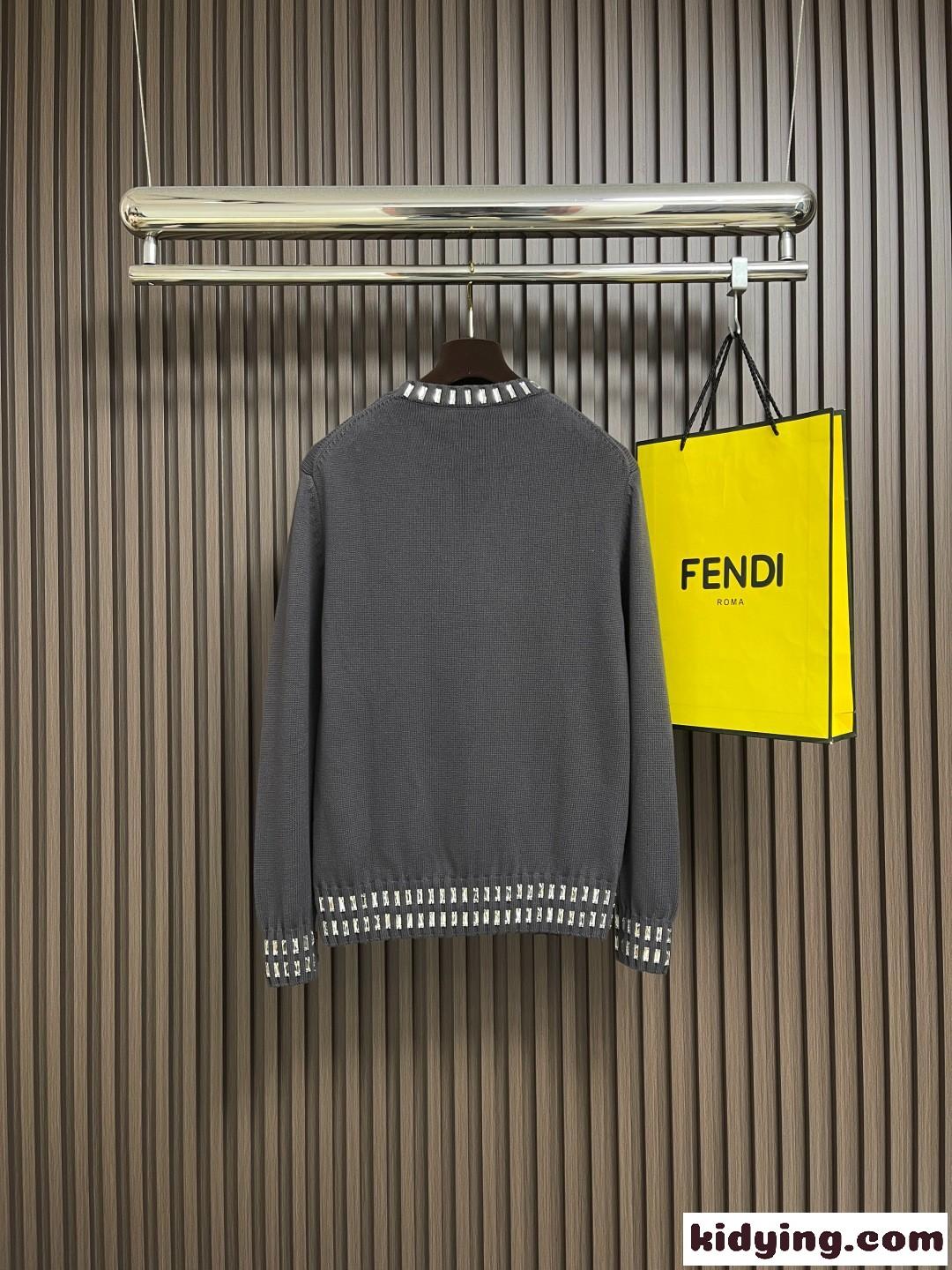上品 スタイリッシュ クルーネック フェンディ セーター コピー トップス-1