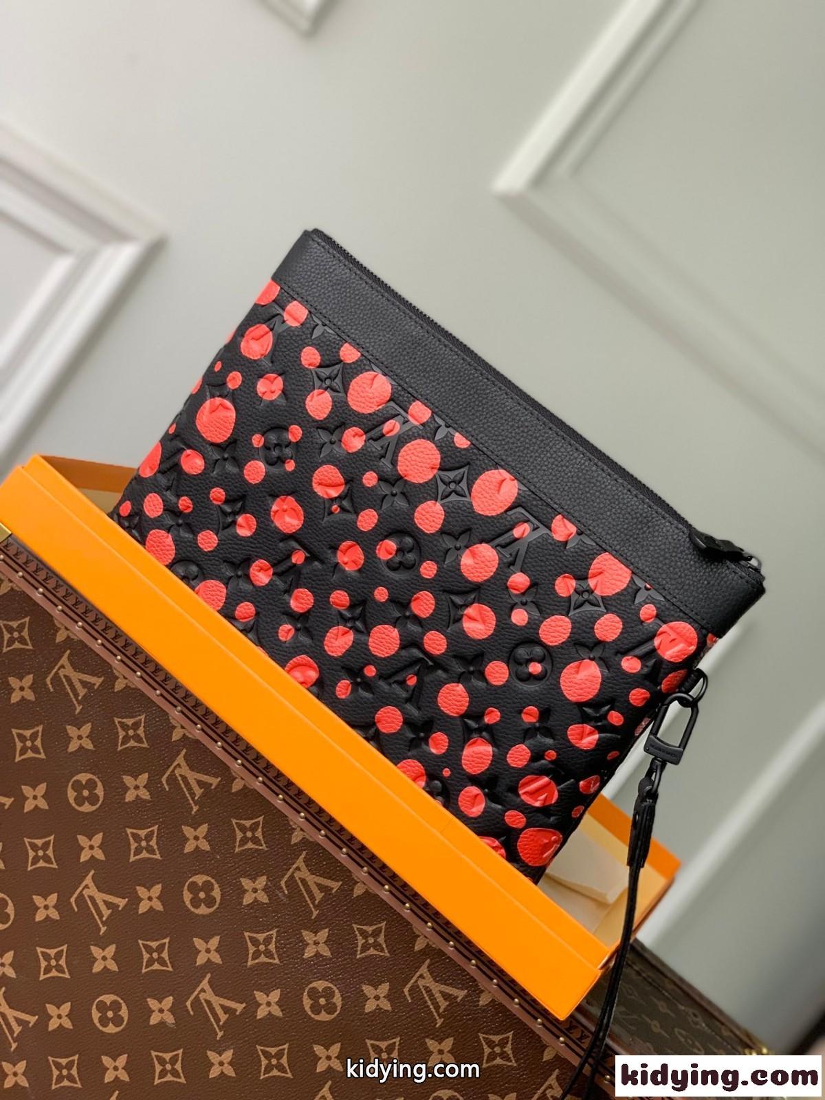 M82019 LV × YK ポシェット･トゥ･ゴー ルイ・ヴィトン バッグ コピー メンズ クラッチバッグ-1