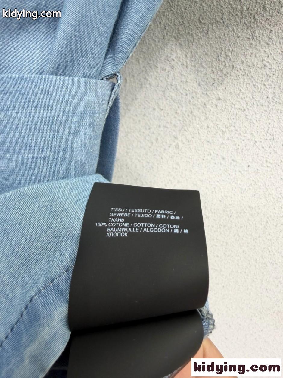 YSLロゴ ベルテッド デニム ショートスリーブシャツ イヴ・サンローラン シャツ コピー-3