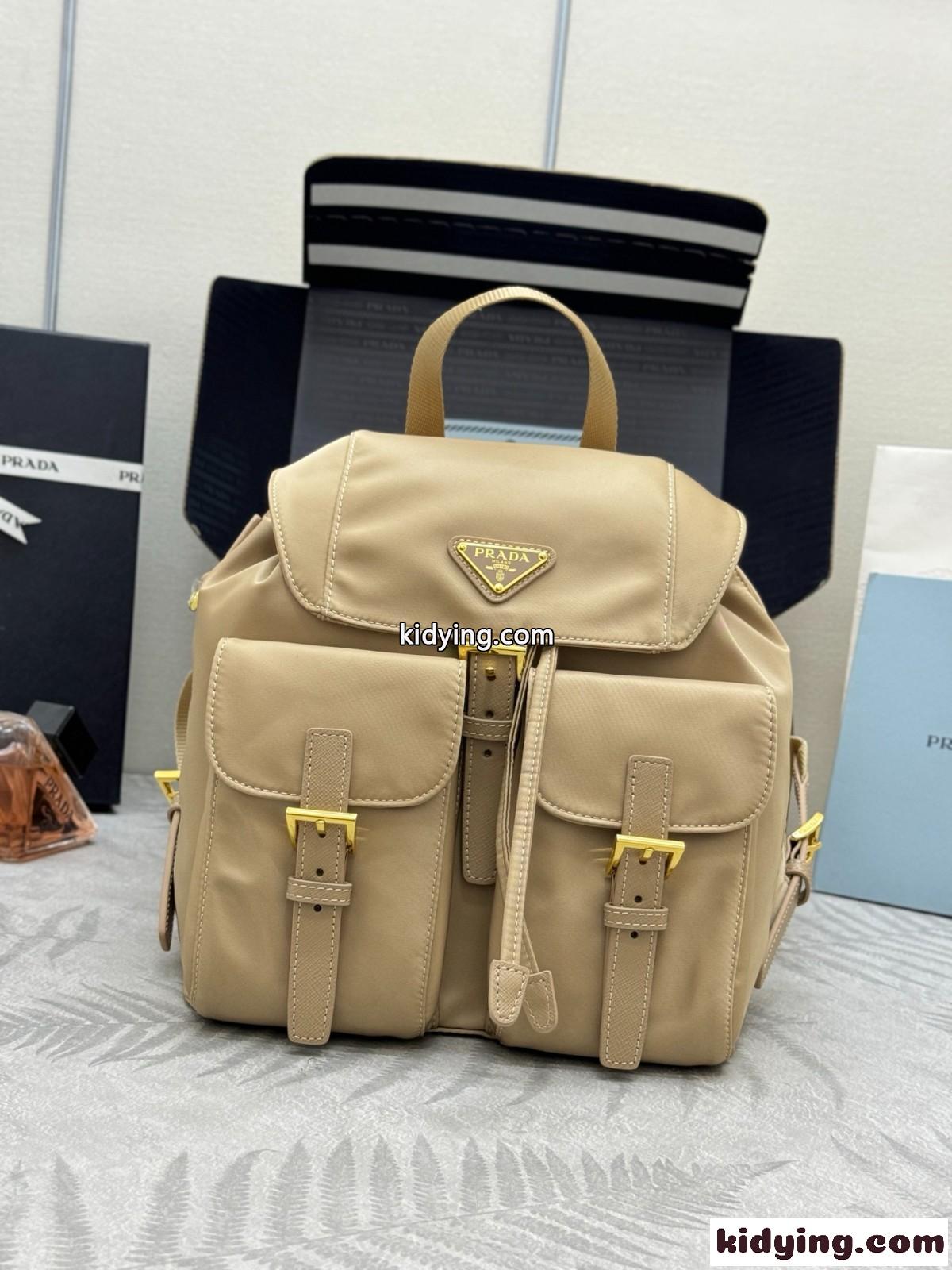 大人気！カジュアル バックパック リュック プラダ バッグ スーパーコピー 1BZ677 ベージュ-0