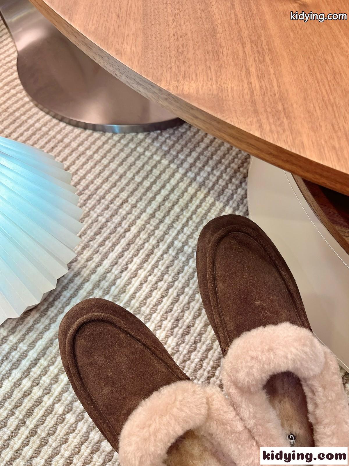 UGG スエード ムートン シューズ アグ モカシン スーパーコピー シンプル ブラウン-2
