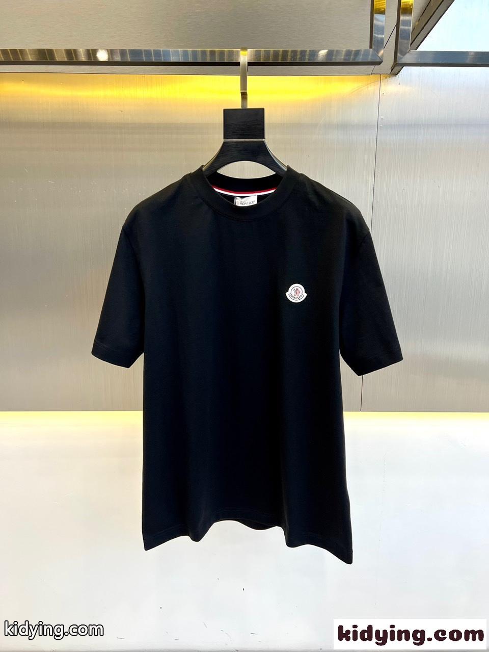モンクレール Tシャツ コピー カジュアル 定番 クルーネック 半袖Tシャツ ブラック-0
