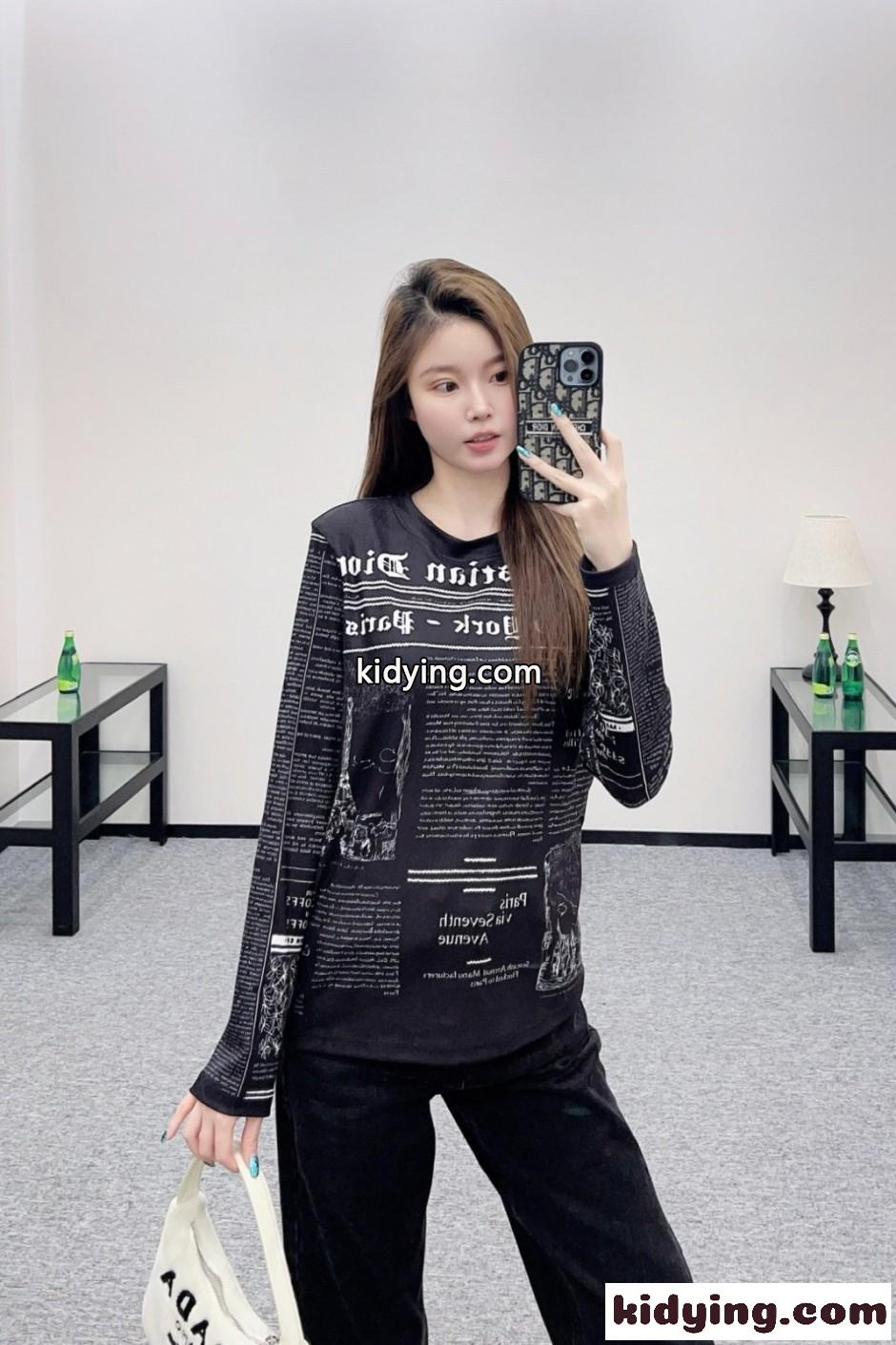 クリスチャン・ディオール Tシャツ 偽物 目を引く Newspaper クルーネック プルオーバー ブラック-3