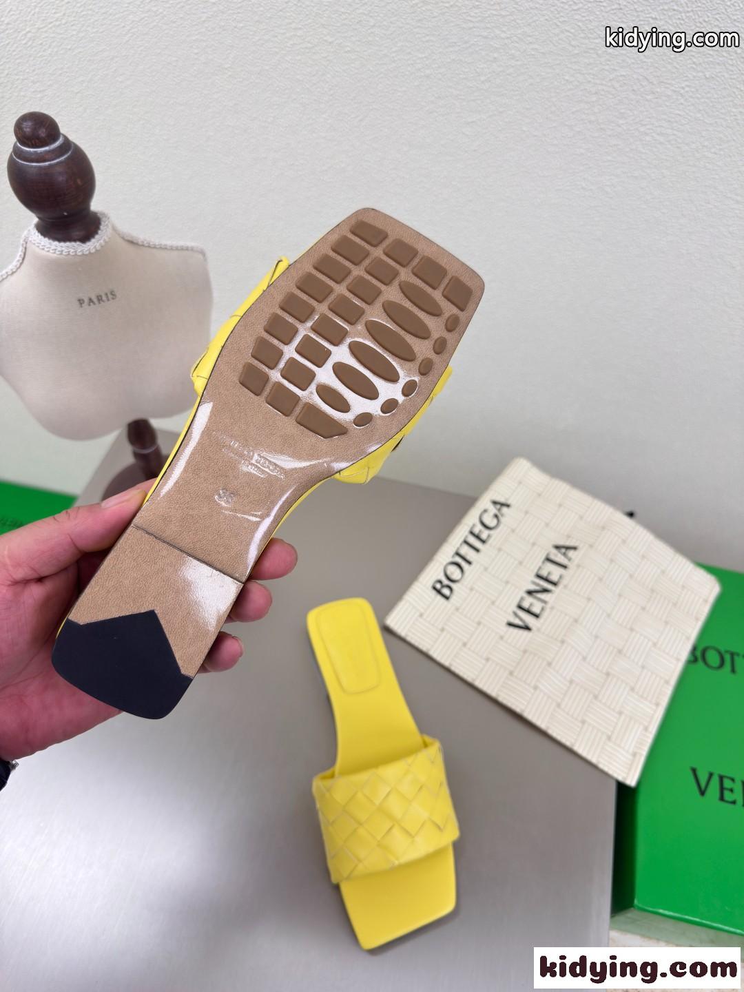飽きのこない ボッテガ・ヴェネタ パルコ フラット ミュール スーパーコピー イエロー-4