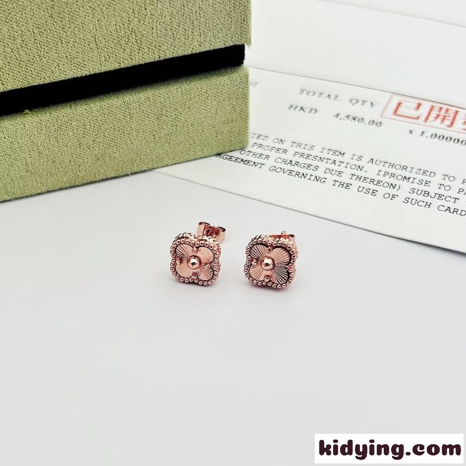 人気 クローバーモチーフ スタッド ピアス ヴァンクリーフ&アーペル イヤリング 偽物-4