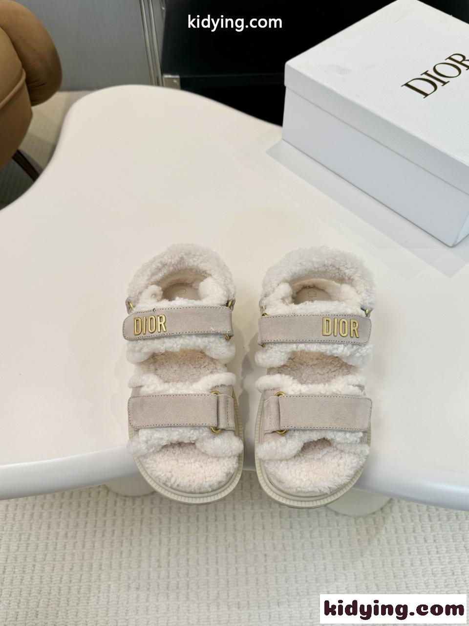 クリスチャン・ディオール サンダル コピー もこもこ 可愛い Dioract スエードサンダル-2