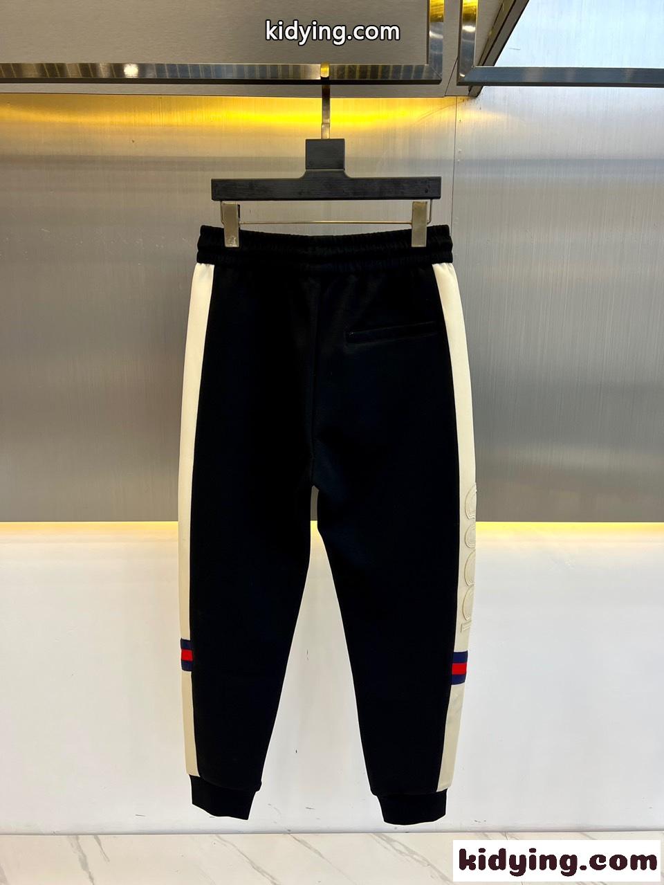 カジュアル おしゃれ グッチ パンツ コピー ロゴ メンズ スウェットパンツ ブラック-0