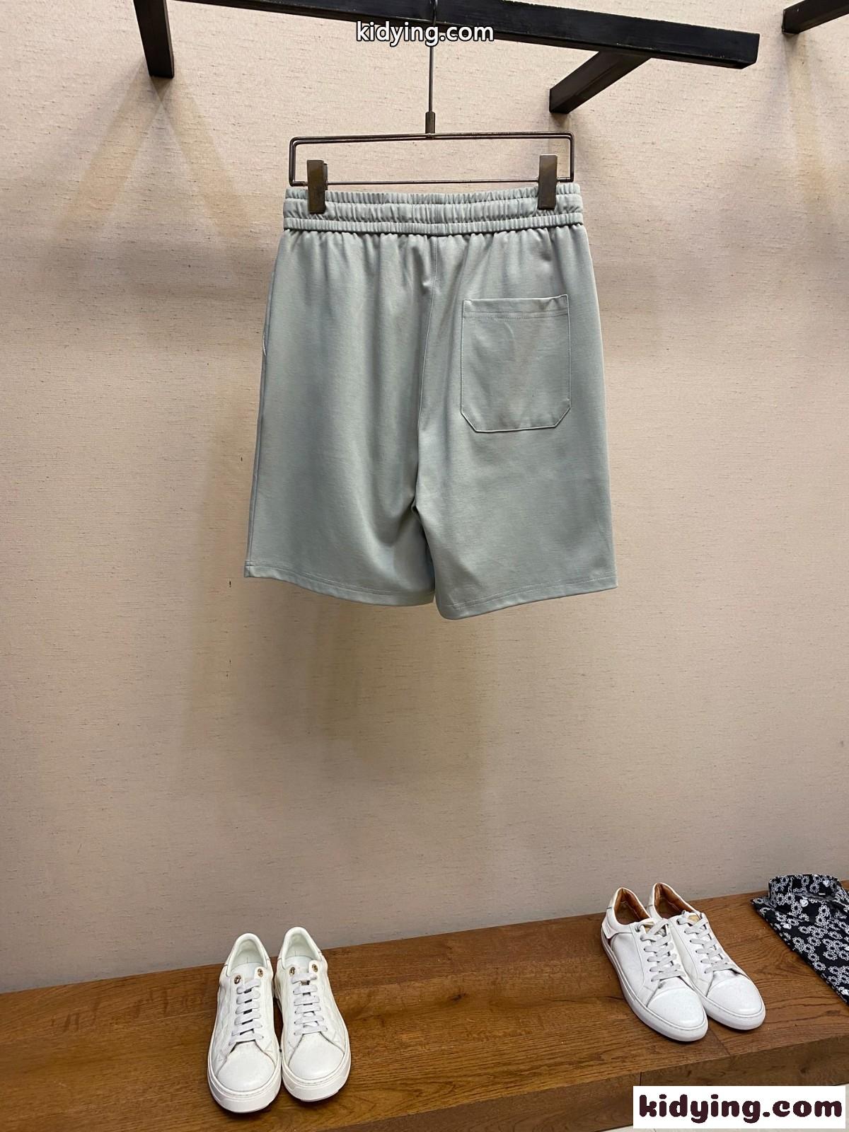 シンプル 着回し ショートパンツ プラダ パンツ 偽物 メンズ 合わせやすい-2