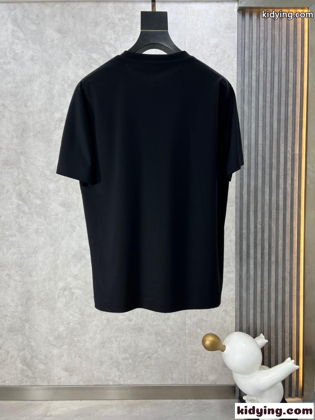人気 カジュアル ロエベ Tシャツ コピー ロゴ入り 半袖Tシャツ ブラック-0