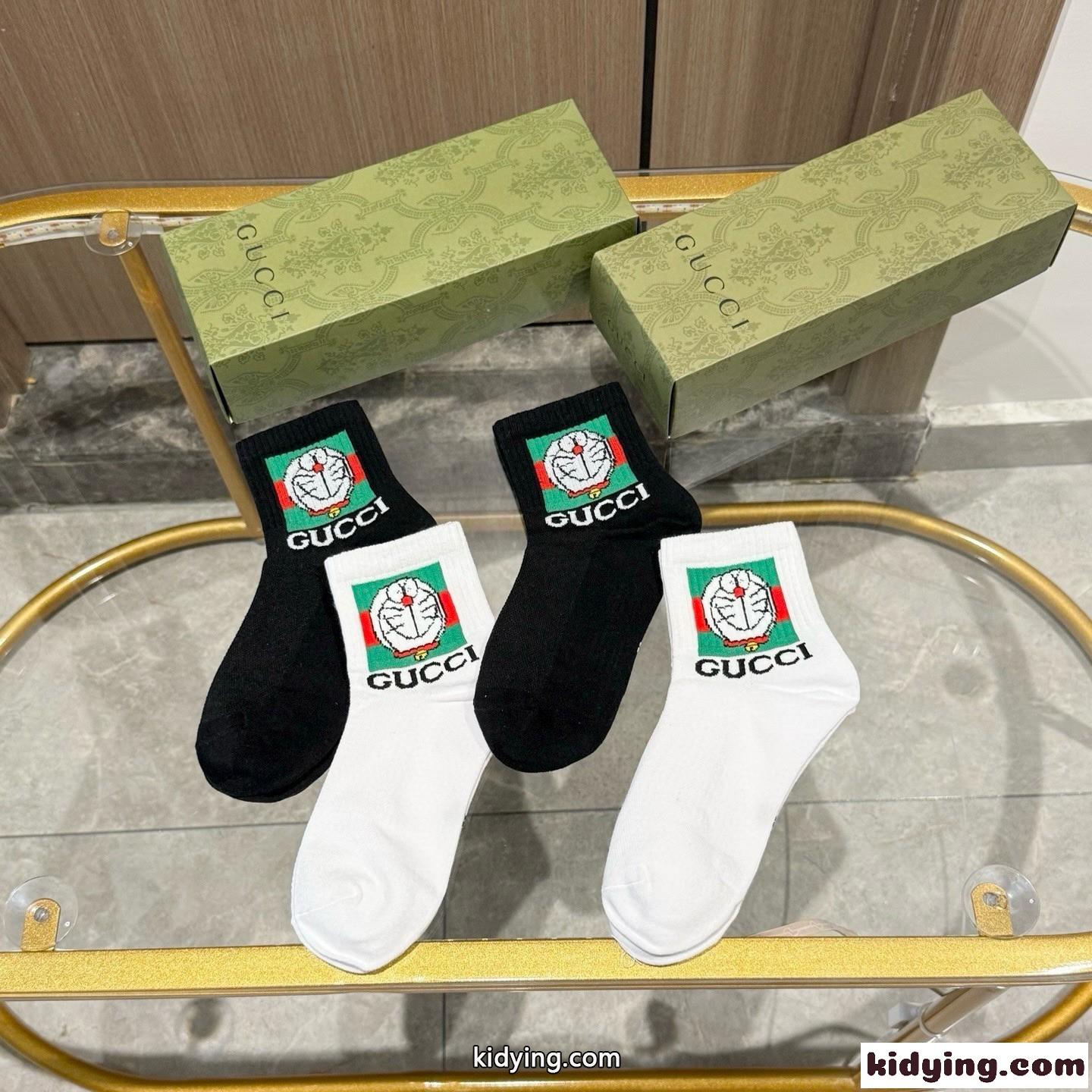 Gucci × ドラえもん 4足セット ソックス グッチ 靴下 偽物 合わせやすい-0