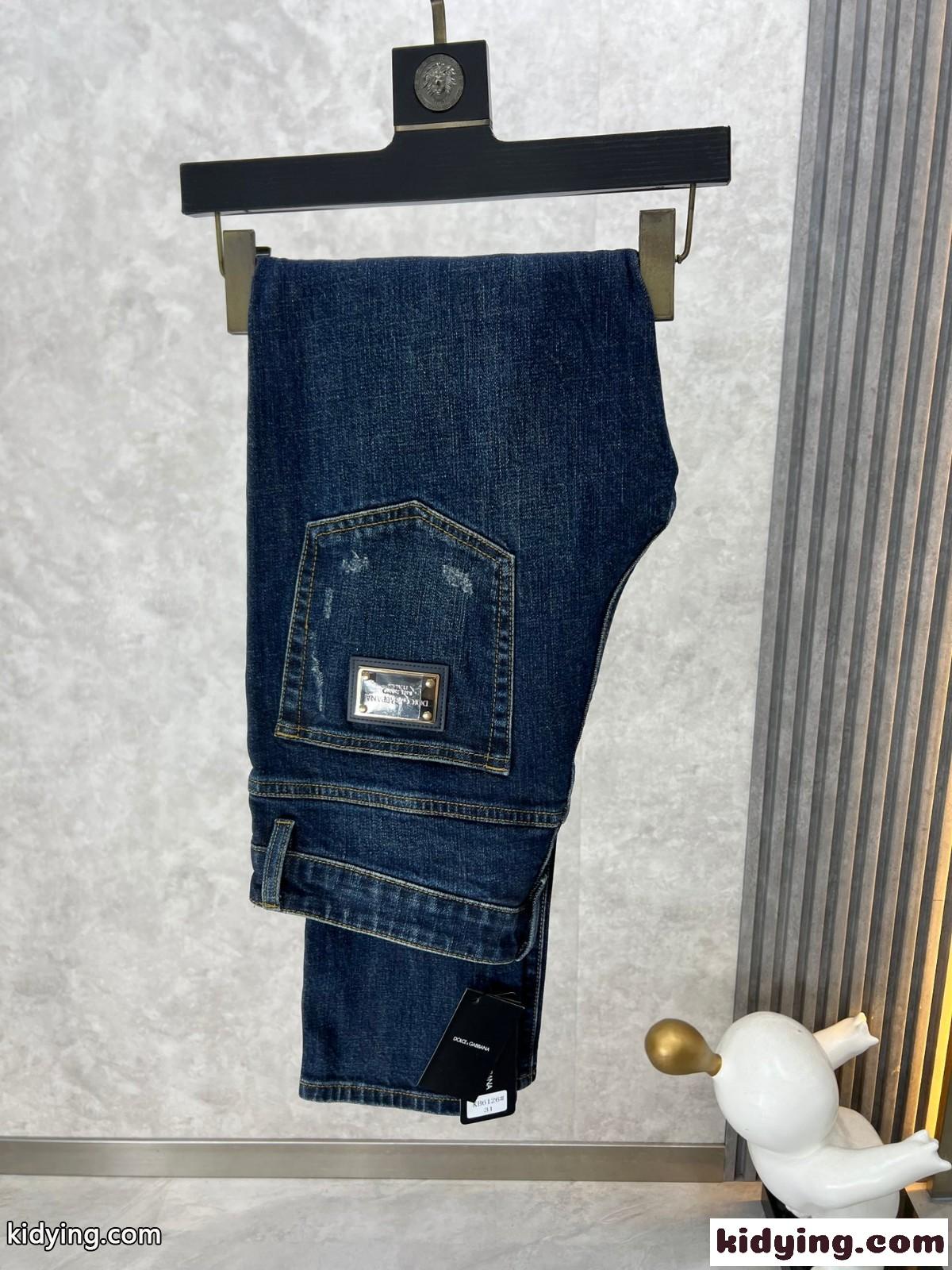 ドルチェ&ガッバーナ ジーンズ コピー おしゃれ 合わせやすい ダメージ加工 メンズ デニムパンツ-4