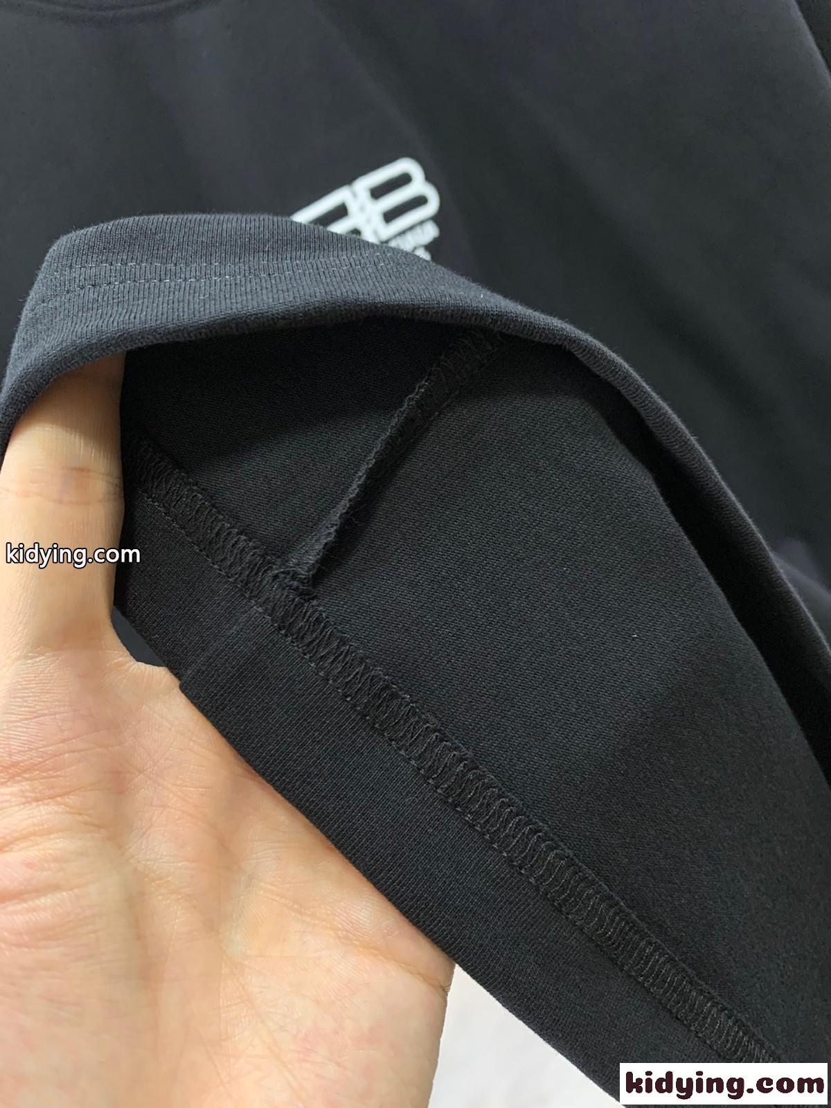 シンプル ロゴ 刺繍入り クルーネック コットン 半袖Tシャツ バレンシアガ Tシャツ コピー ブラック-4