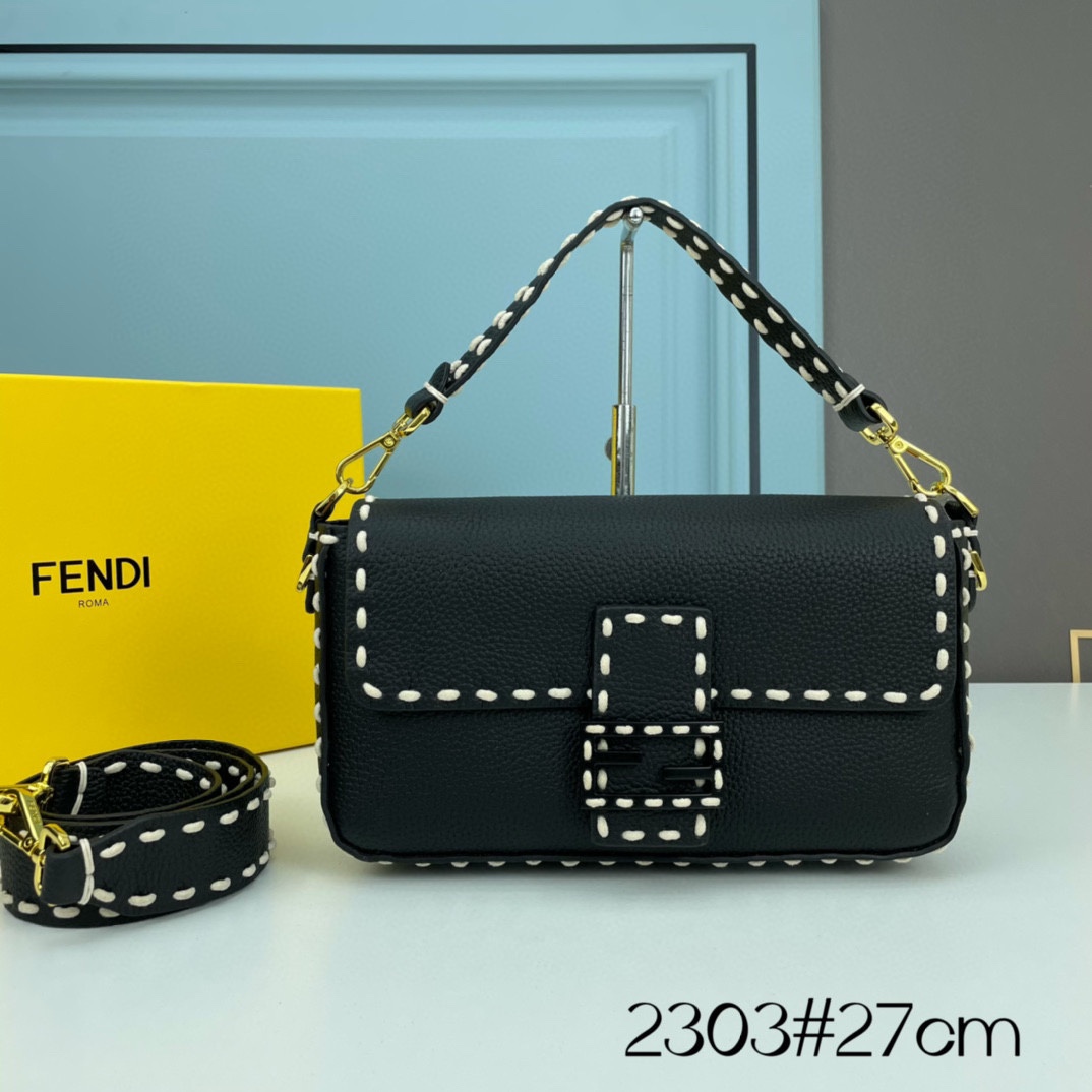 人気 FENDI フェンディ ハンドステッチ ミディアム バゲットバッグ コピー ブラック-0