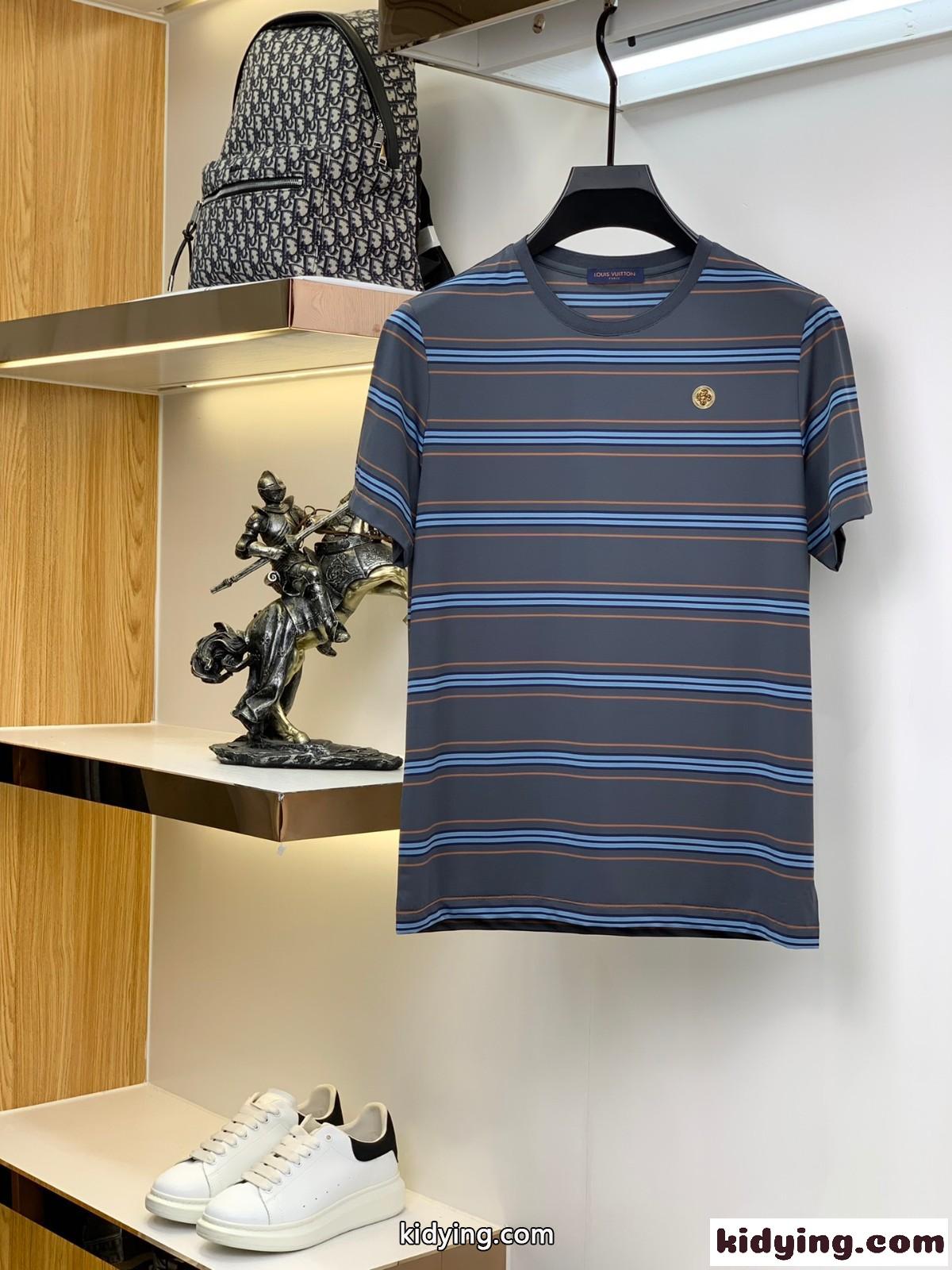 薄手 春夏 着心地いい クルーネック 通気 ルイ・ヴィトン Tシャツ コピー 半袖 上品 カジュアル トップス-0
