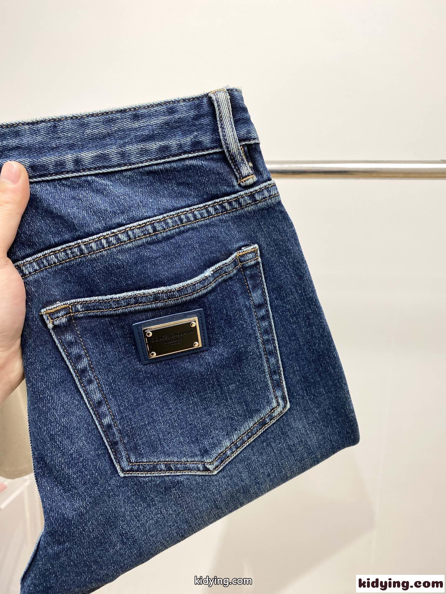 メンズ ドルチェ&ガッバーナ ジーンズ 偽物 ストレッチ 合わせやすい デニムパンツ-1