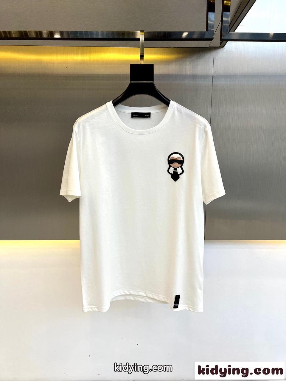 レザーパッチ付き クルーネック フェンディ 半袖Tシャツ コピー ホワイト-0
