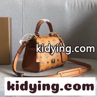 Kellyケリーmini斜めがけバッグはMCMデザインの長い歴史と伝統を表現している エムシーエム カバン コピー-1