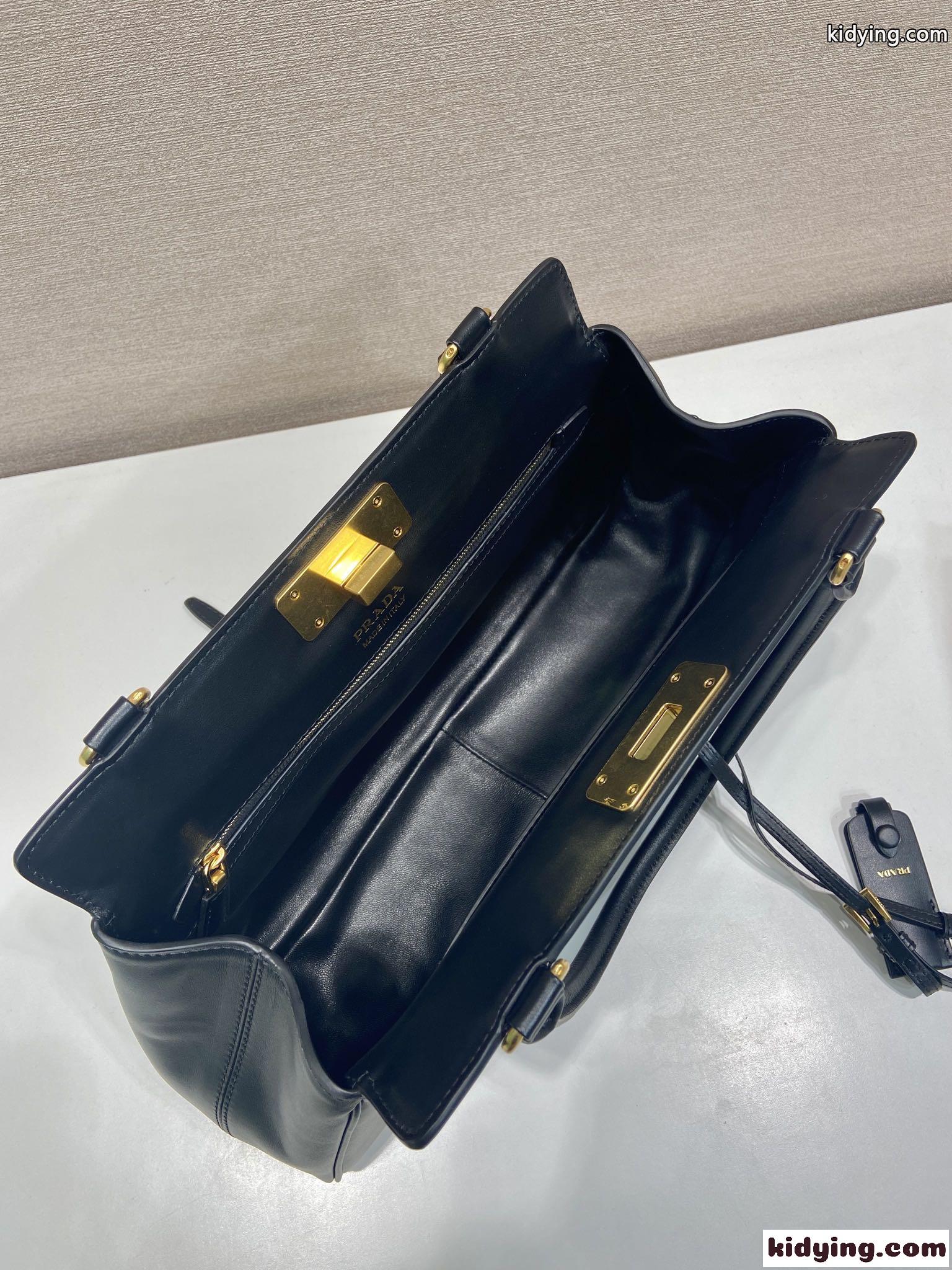 人気新作 プラダ ミディアム レザー トートバッグ スーパーコピー1BG569 ブラック-4