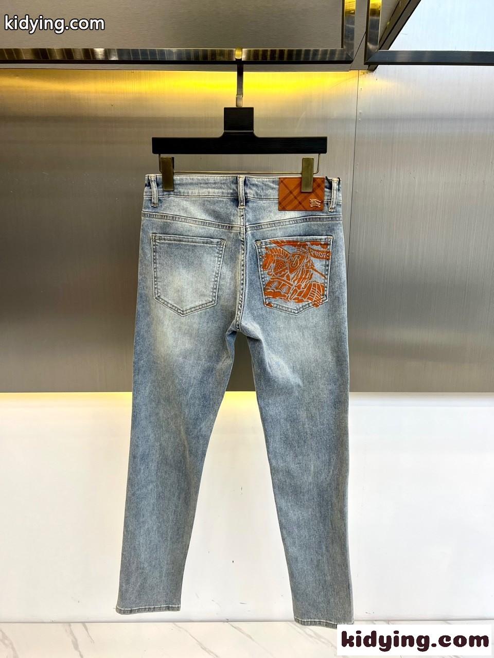 バーバリー ジーンズ 偽物 メンズ カジュアル 合わせやすい デニムパンツ-1