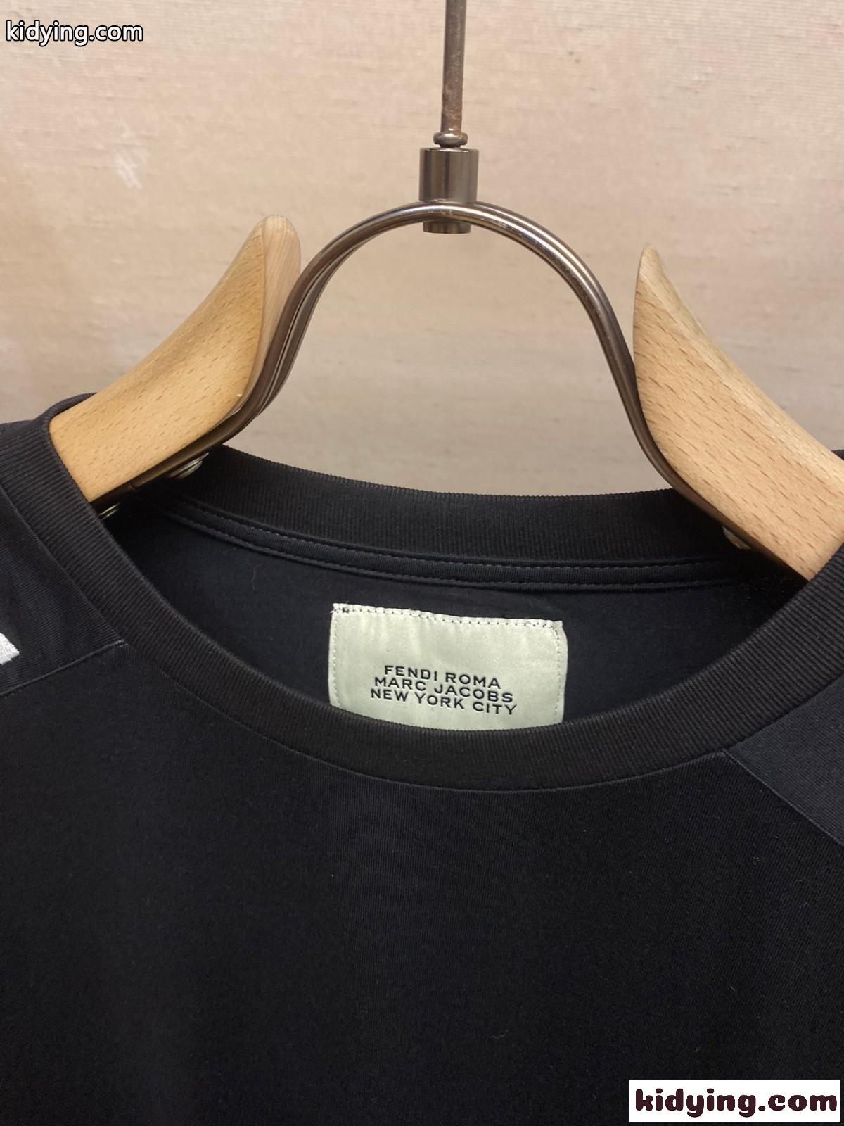 フェンディ Tシャツ コピー メンズ おしゃれ カジュアル コットン ロゴ 刺繍-2