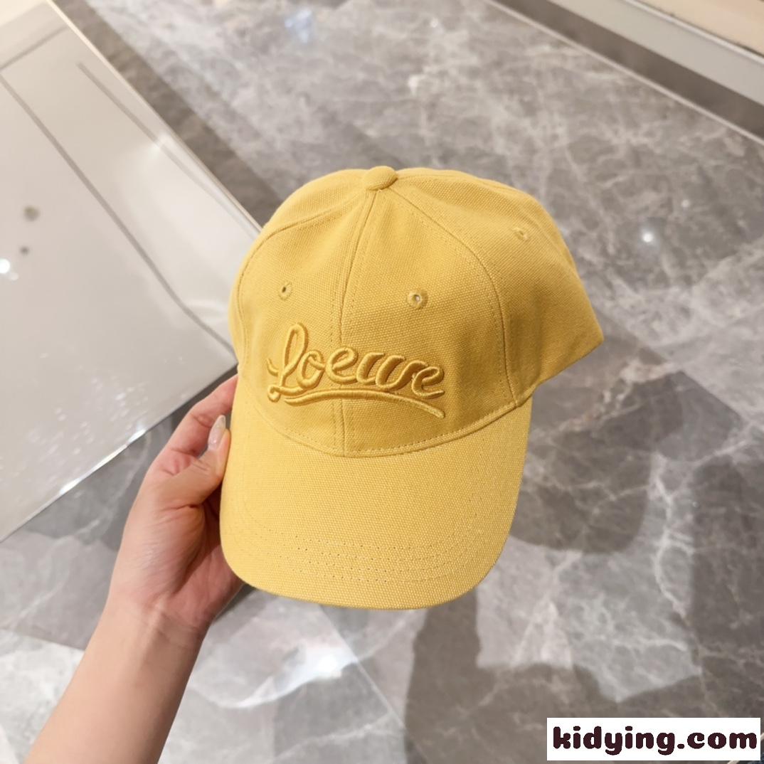 大人気 アナグラム刺繍入り ベースボールキャップ ロエベ キャップ コピー イエロー-1