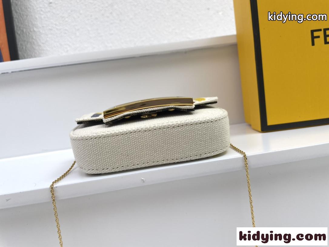 FFモチーフ 刺繍 ナノ バゲット チャーム フェンディ バッグ 人気 コピー レディース-4