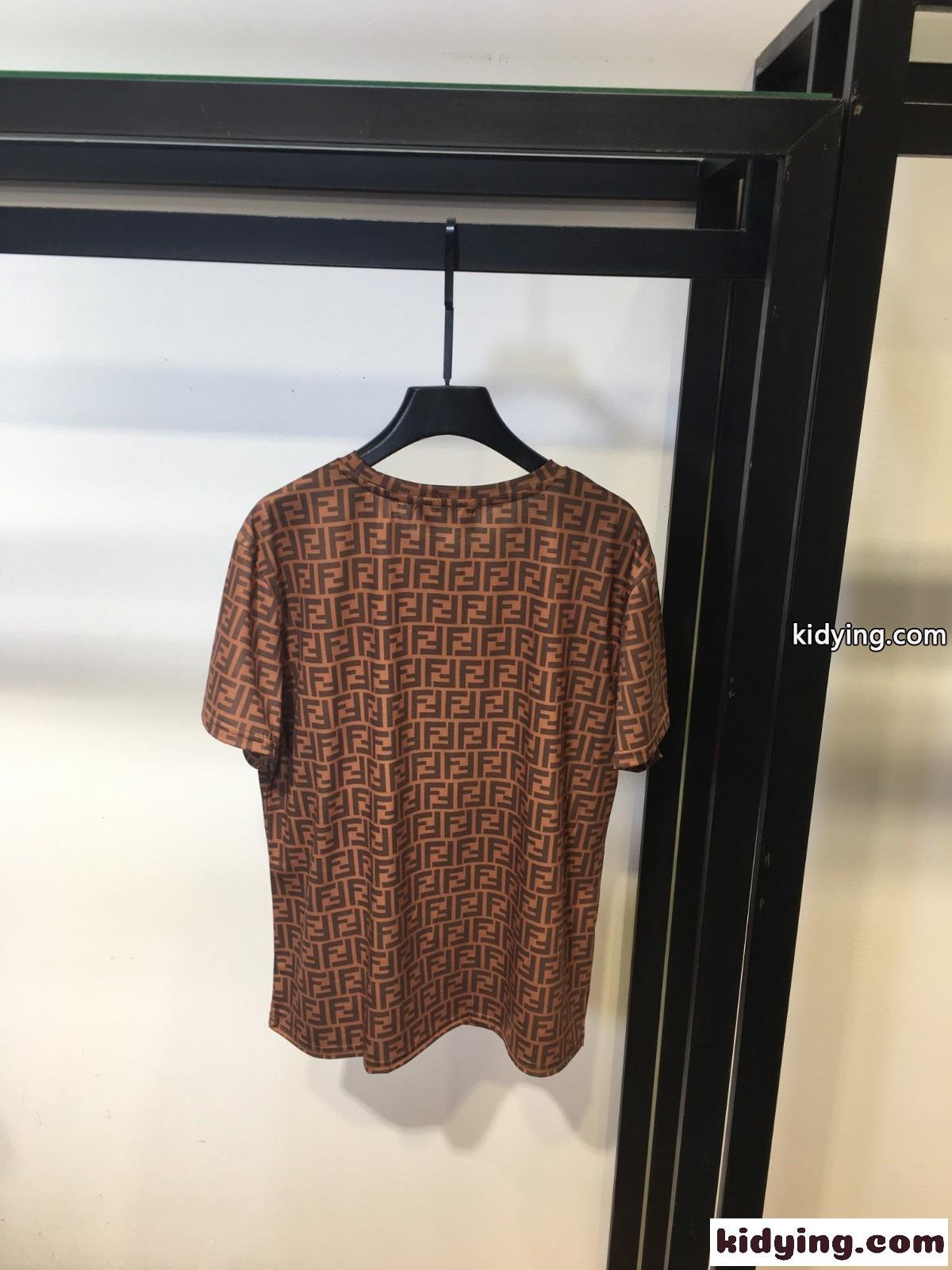 FENDACE ×fendi フェンダーチェ FF Tシャツ ヴェルサーチ Tシャツ コピー 半袖 トップス-1