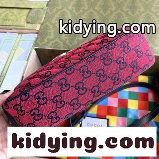 ッチの古典的なトートバッグはまた古典を創造し Gucci Toteを新しい配色で再演出し グッチ バッグ アウトレット コピー-0