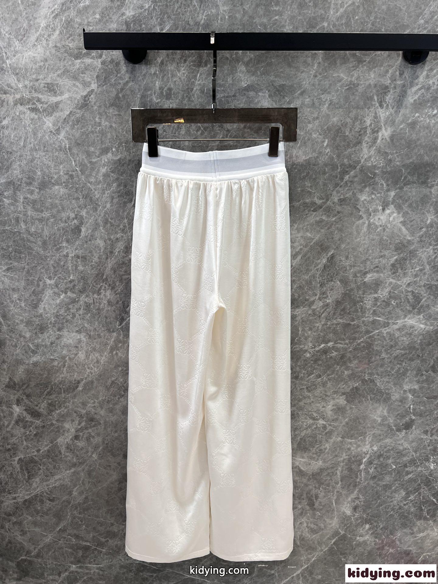上品 ロゴ カジュアルパンツ ロエベ パンツ コピー ロングパンツ ベージュ-1