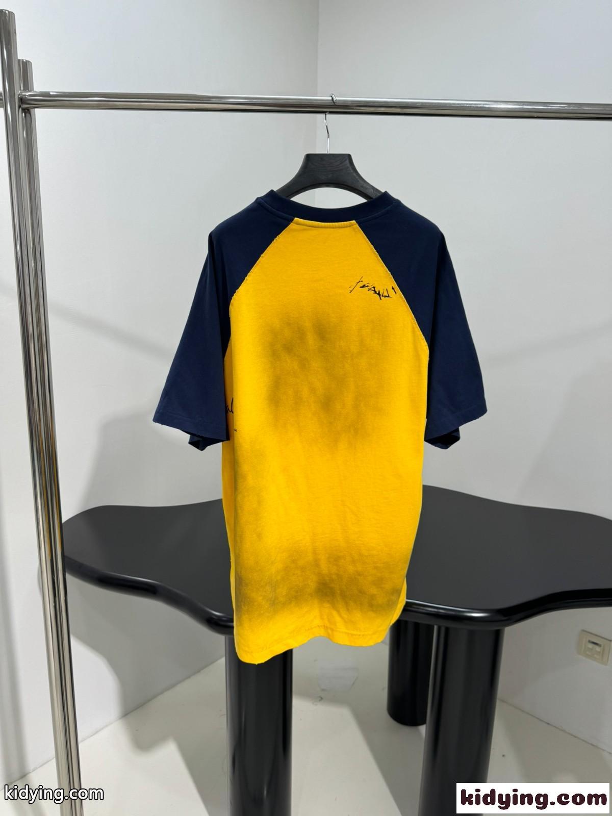 バレンシアガ Tシャツ 偽物 ラグラン オーバーサイズ 半袖Tシャツ イエロー-0