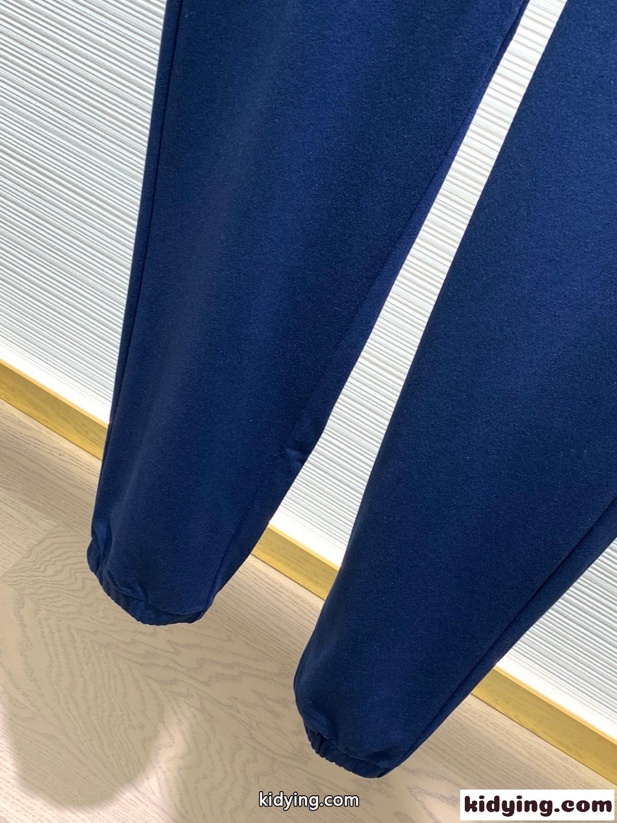 カジュアル 合わせやすい 刺繍入り ロエベ パンツ 偽物 ジョガーパンツ ネイビー-4