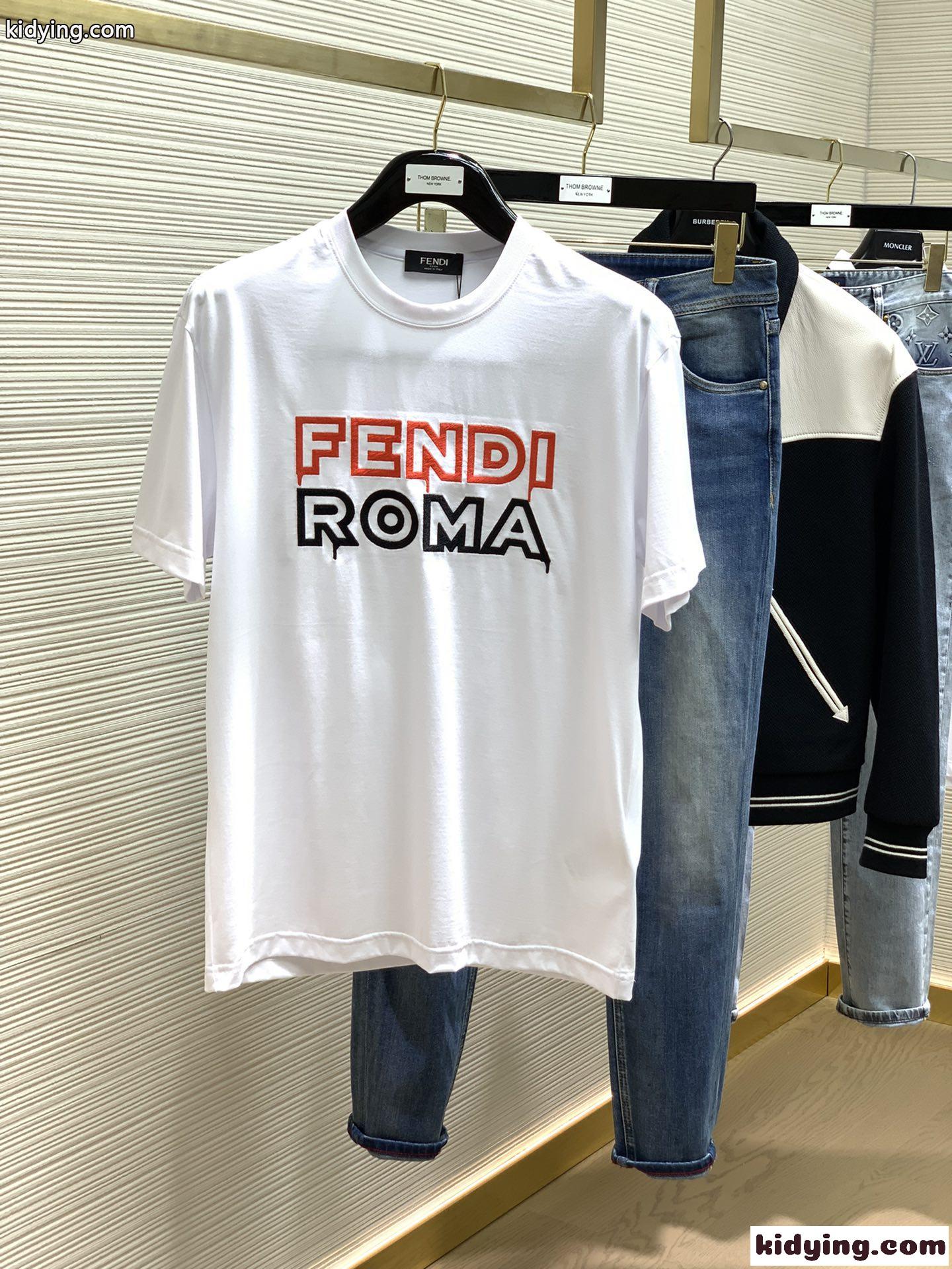 シンプル お洒落 クルーネック ロゴ入り フェンディ Tシャツ コピー コットン 半袖 トップス-0